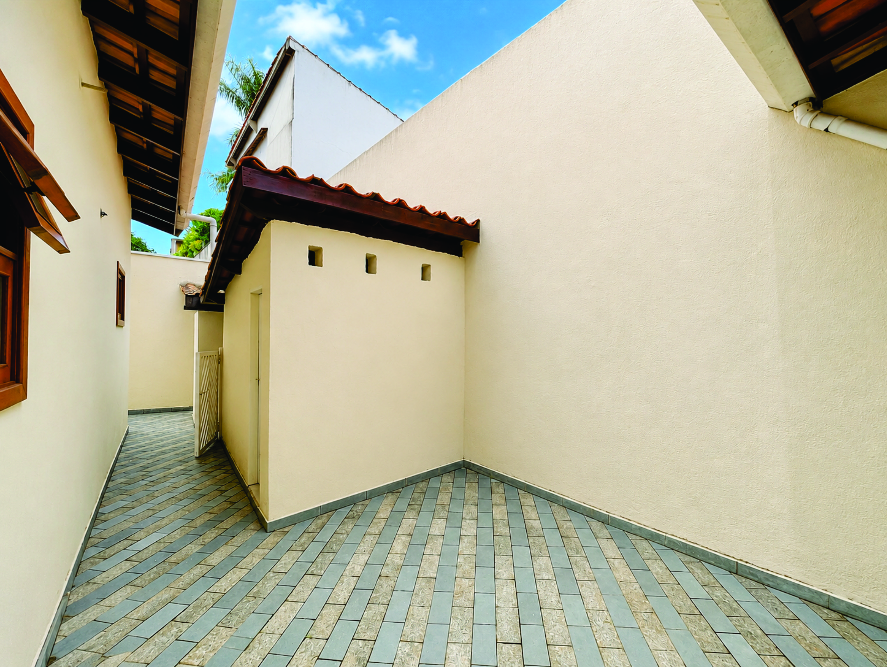 Casa com 4 dormitórios / 2 suítes / piscina por 1.600.000,00, foto 63 de 65