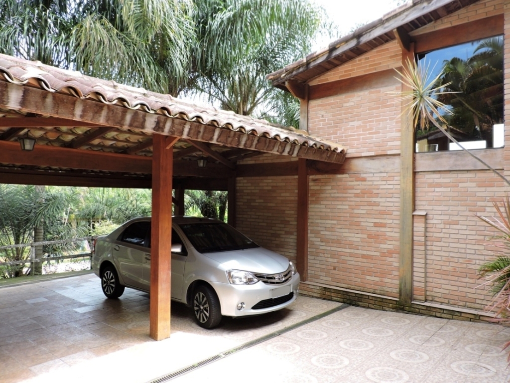 Casa com 5 dormitórios / sendo 3 suítes na Granja Viana por 1.690.000,00, foto 6 de 28