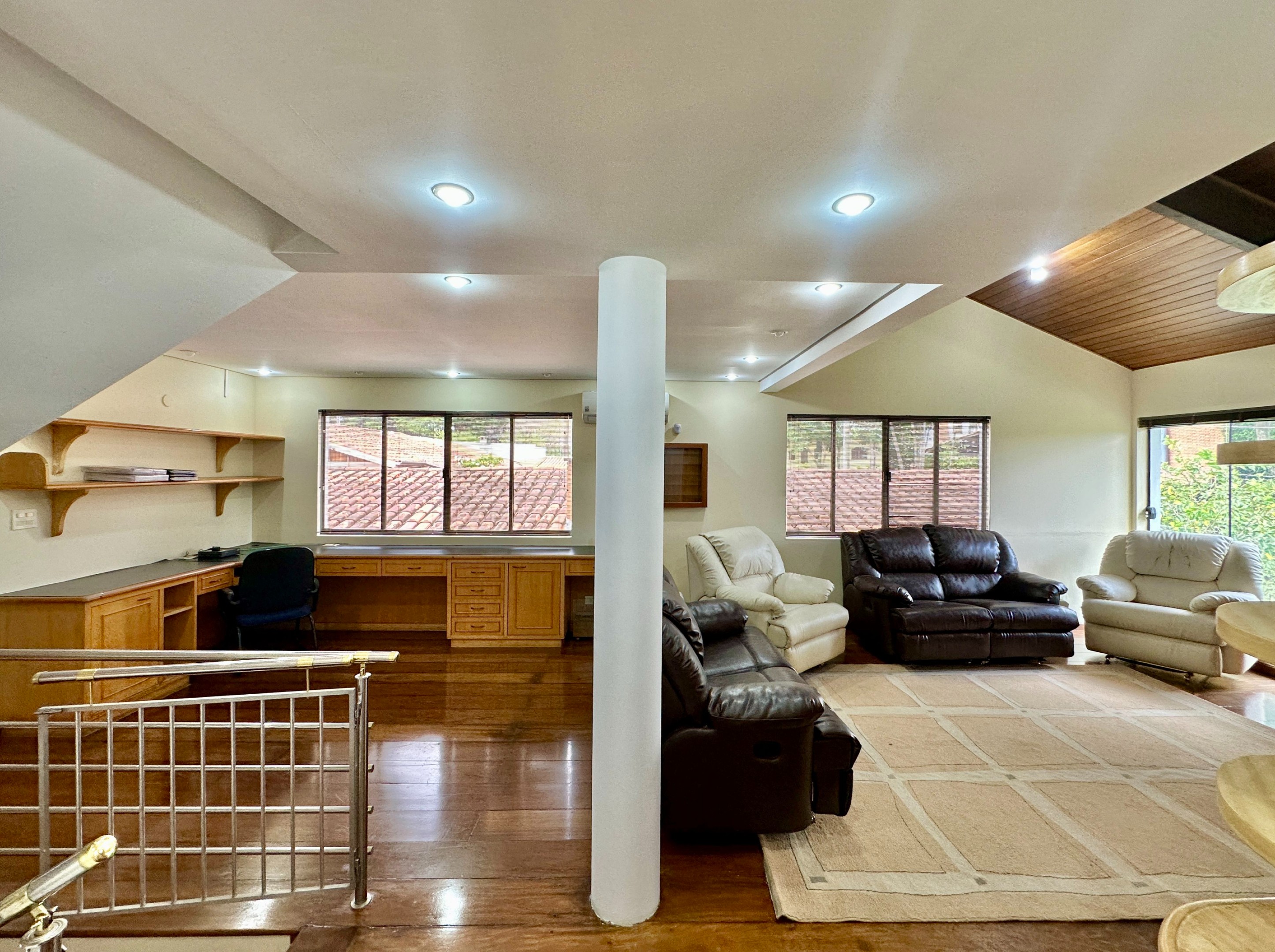 Excelente casa com 4 suítes na Granja Viana, foto 6 de 58