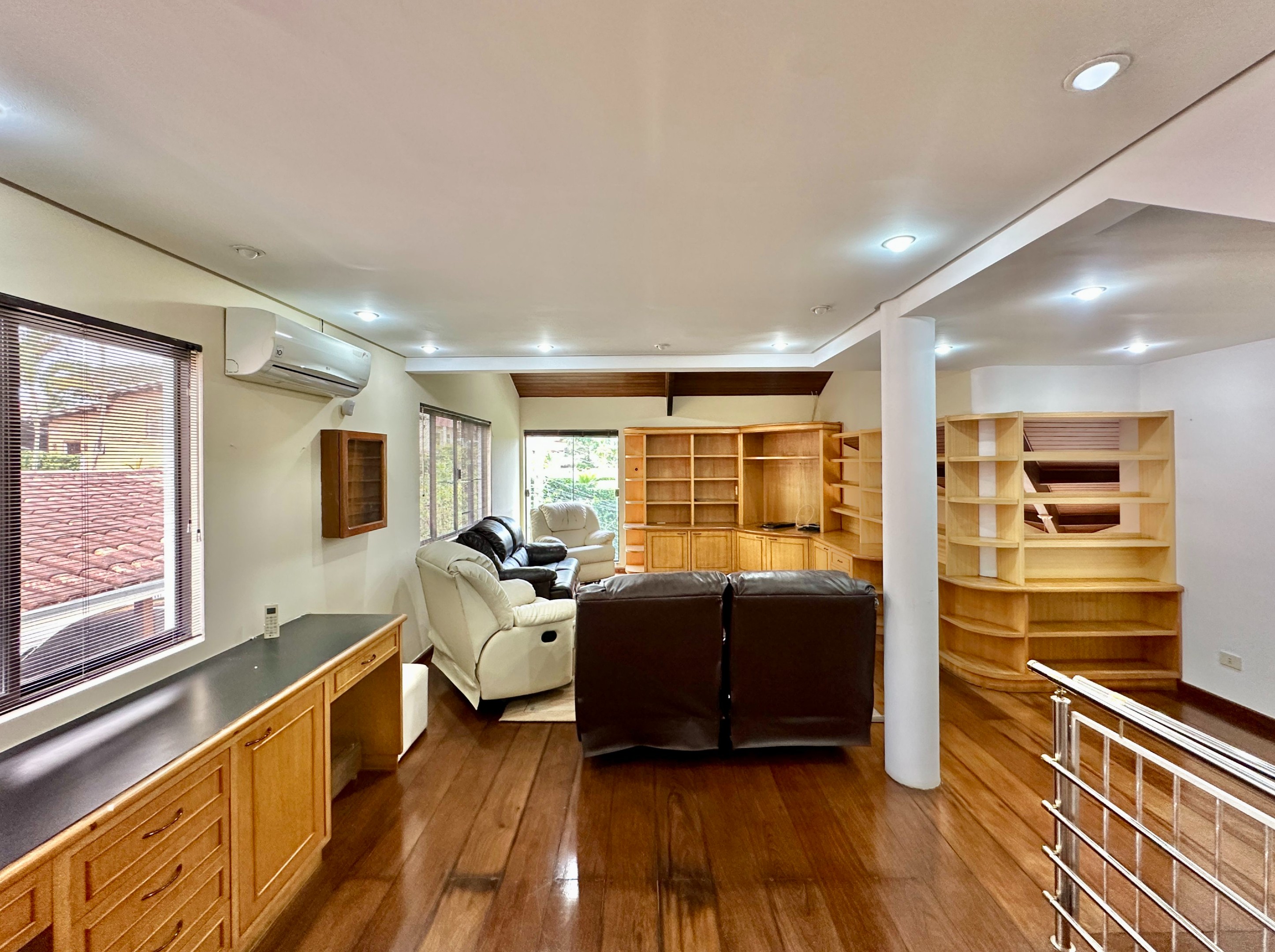 Excelente casa com 4 suítes na Granja Viana, foto 16 de 58