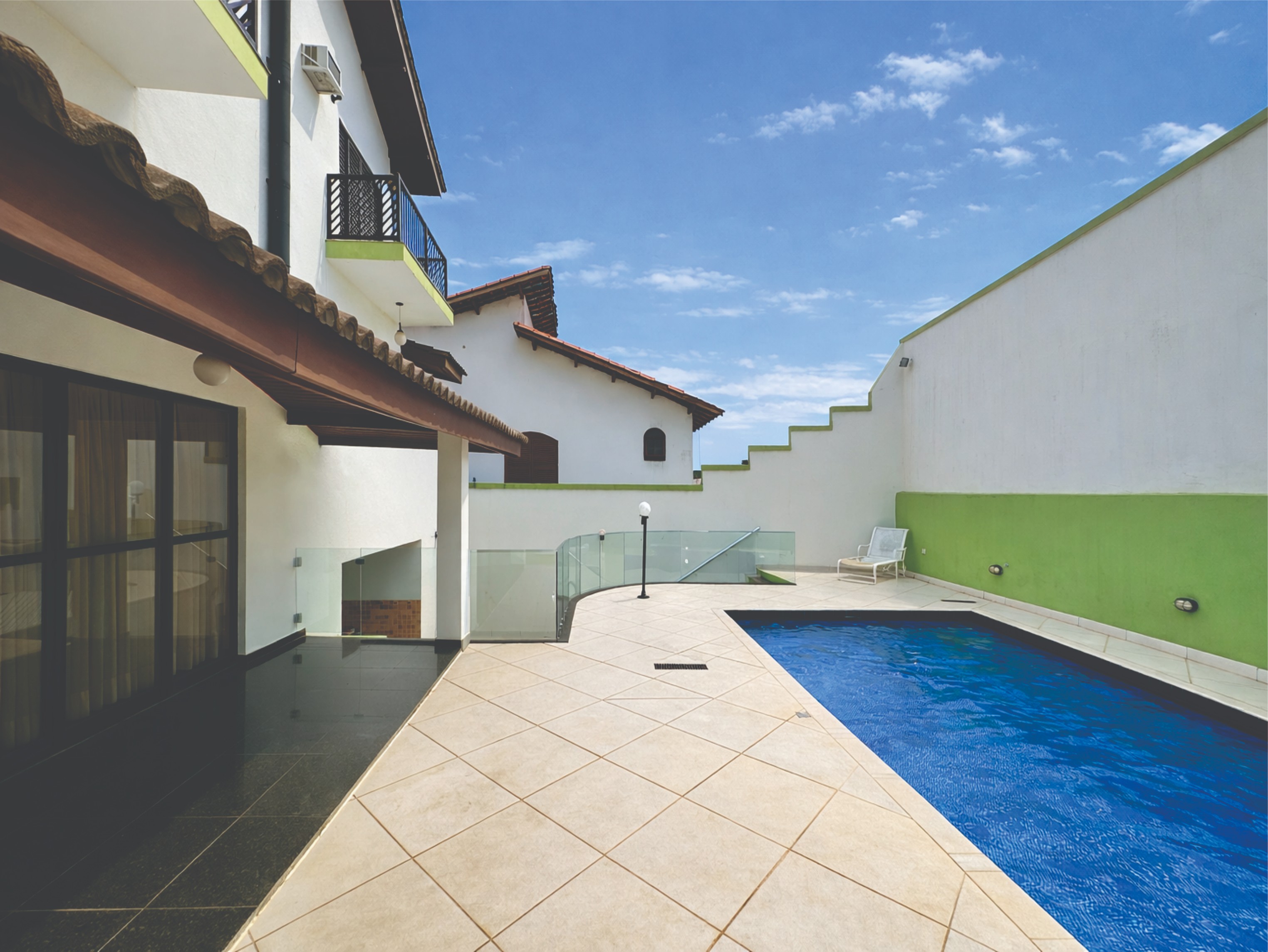 Excelente casa com 4 suítes na Granja Viana, foto 27 de 58