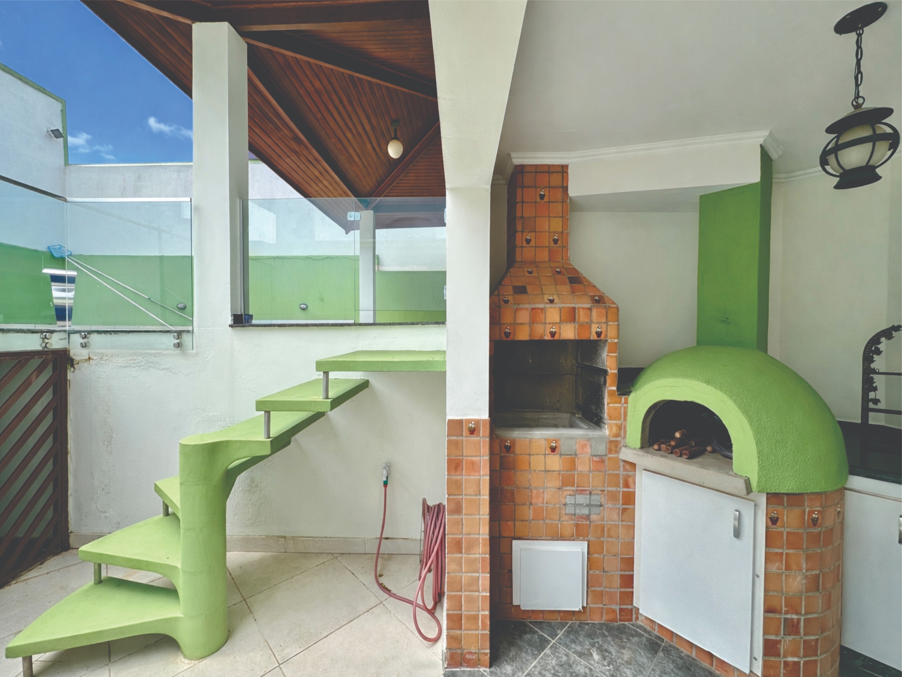 Excelente casa com 4 suítes na Granja Viana, foto 30 de 58