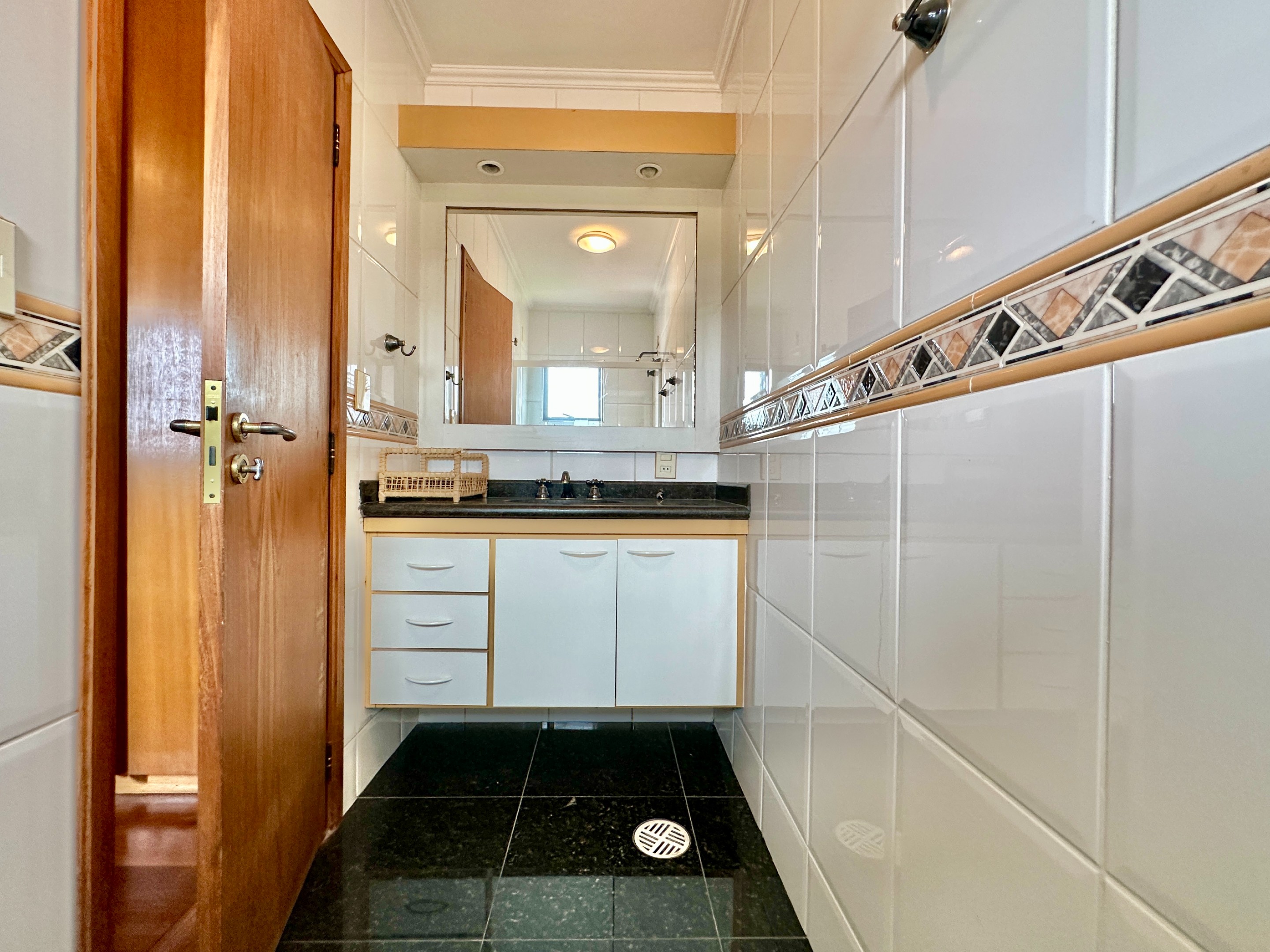 Excelente casa com 4 suítes na Granja Viana, foto 41 de 58
