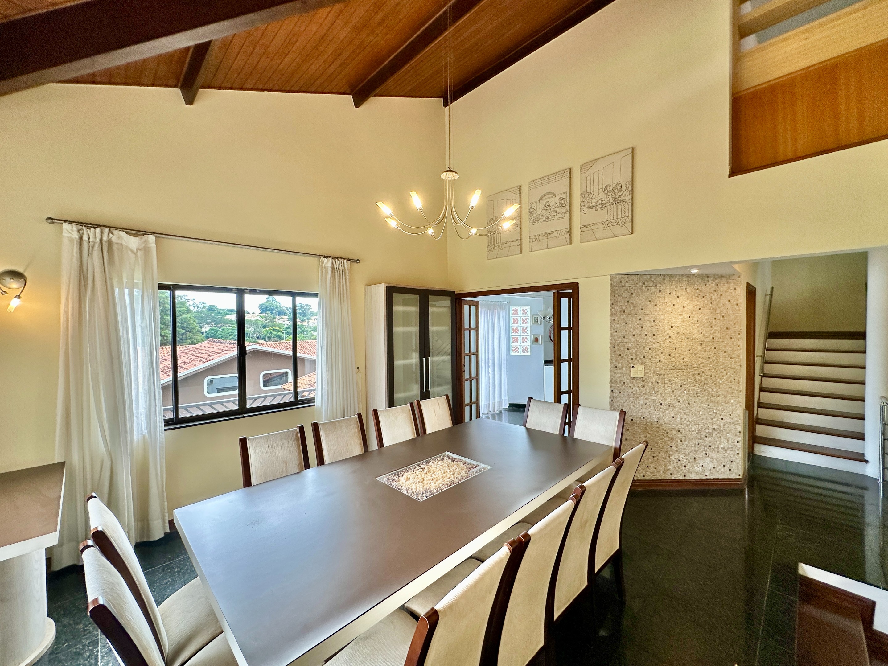 Excelente casa com 4 suítes na Granja Viana, foto 47 de 58