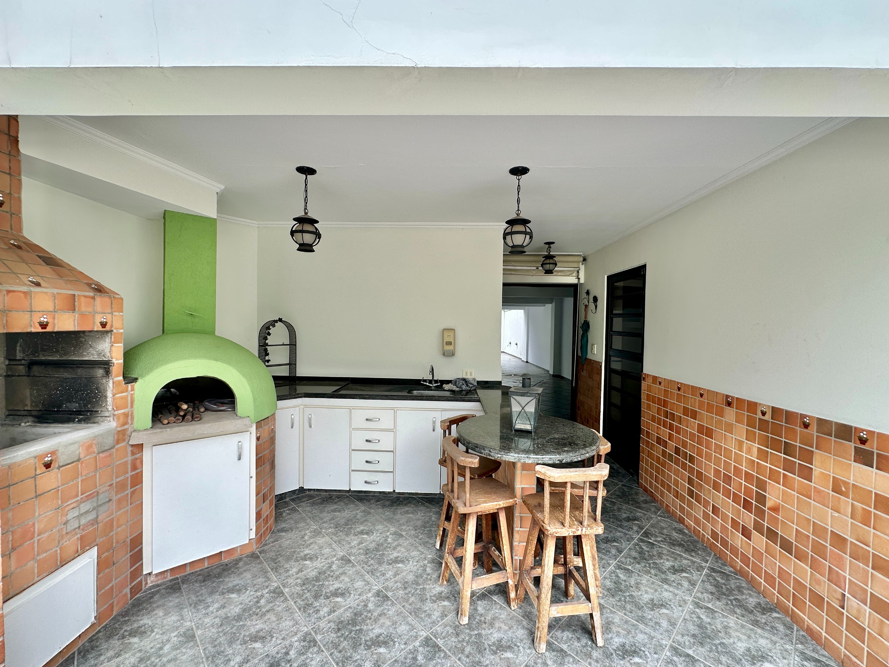 Excelente casa com 4 suítes na Granja Viana, foto 50 de 58