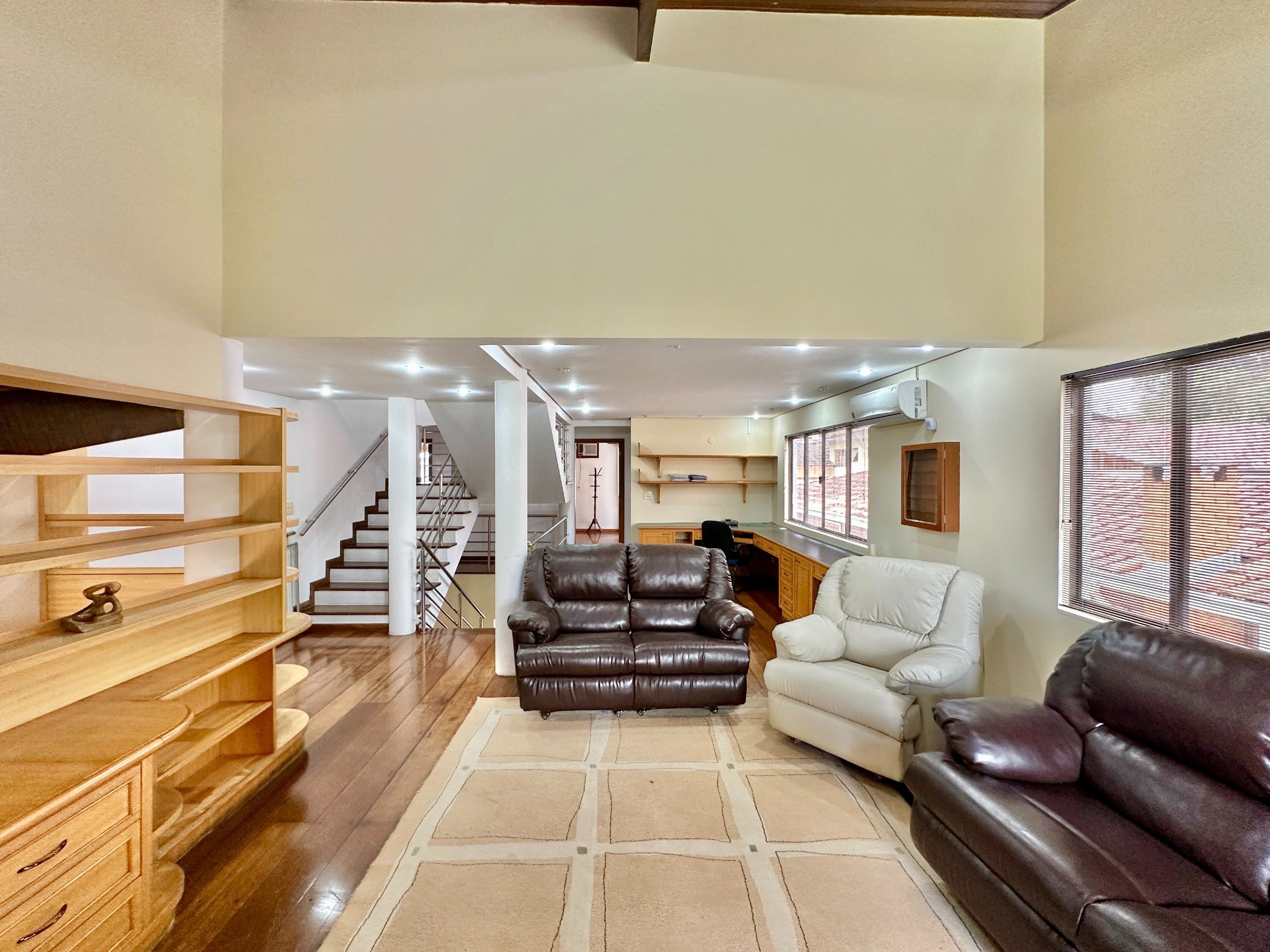 Excelente casa com 4 suítes na Granja Viana, foto 54 de 58