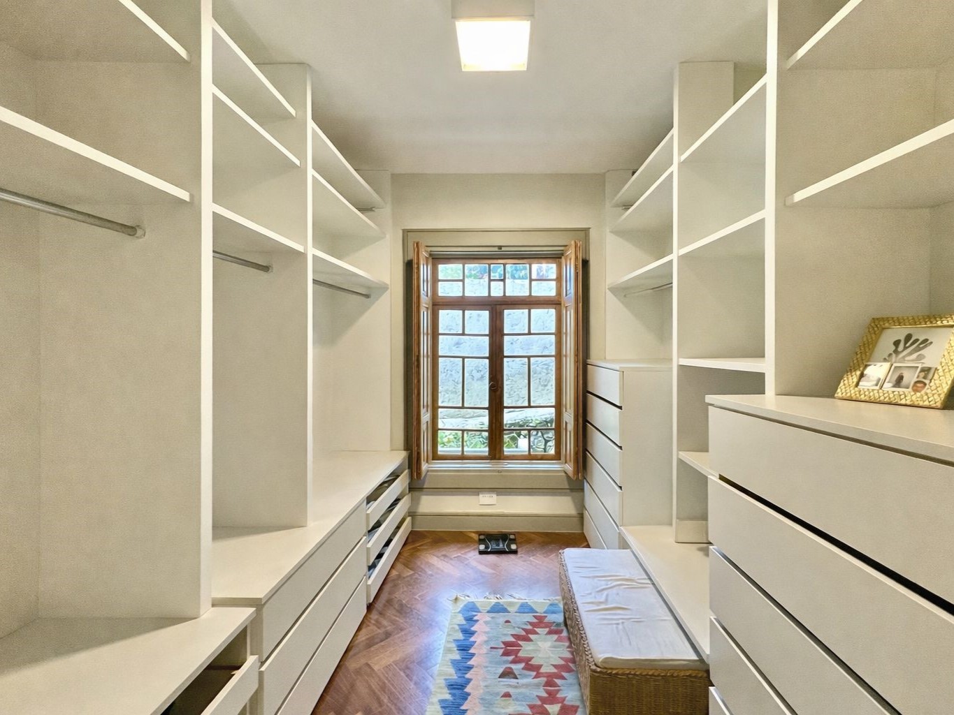 Casa linda de Arquiteto com 4 suítes na Granja Viana, foto 5 de 55