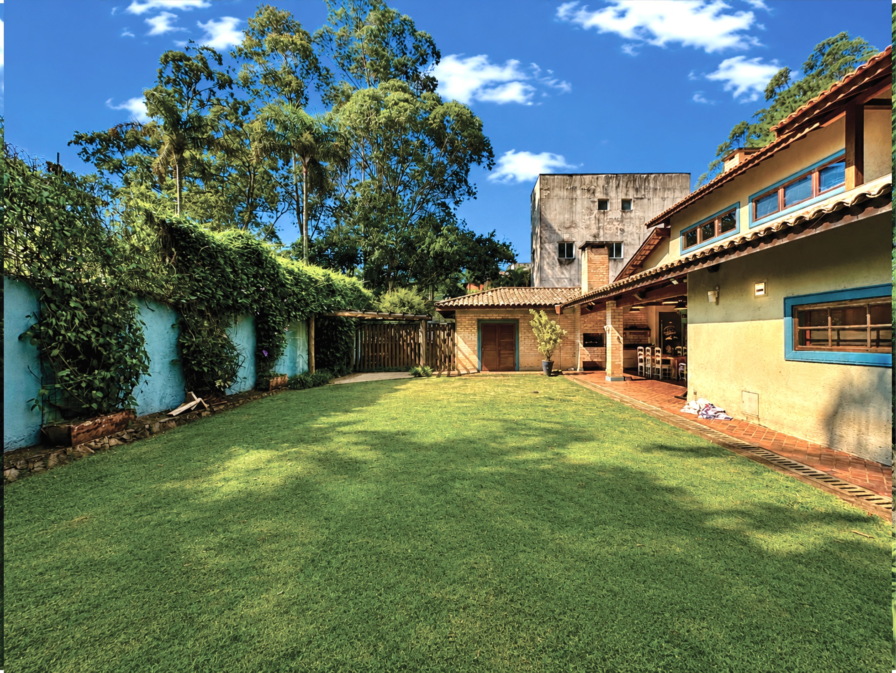 Casa linda de Arquiteto com 4 suítes na Granja Viana, foto 10 de 55
