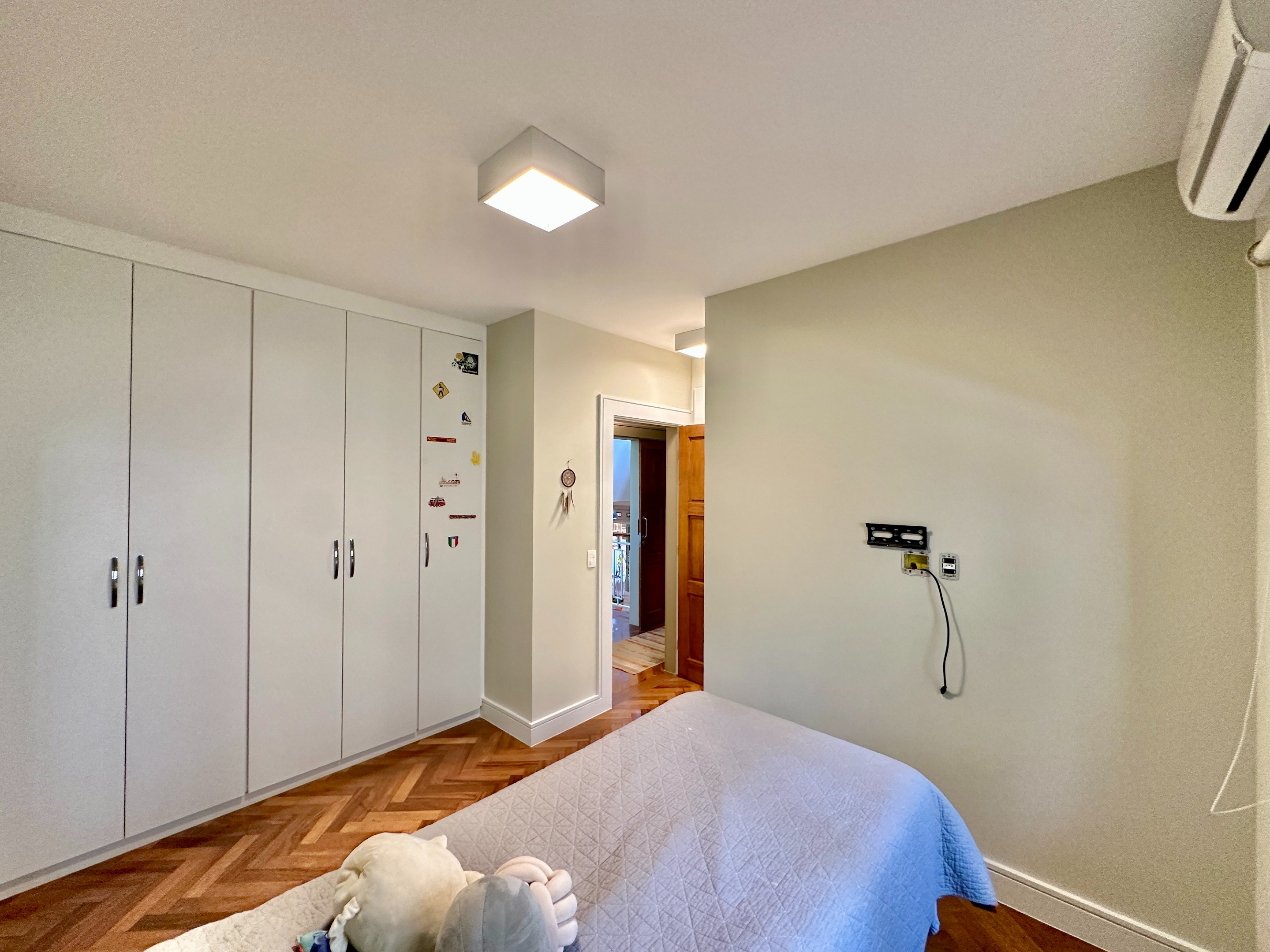 Casa linda de Arquiteto com 4 suítes na Granja Viana, foto 16 de 55