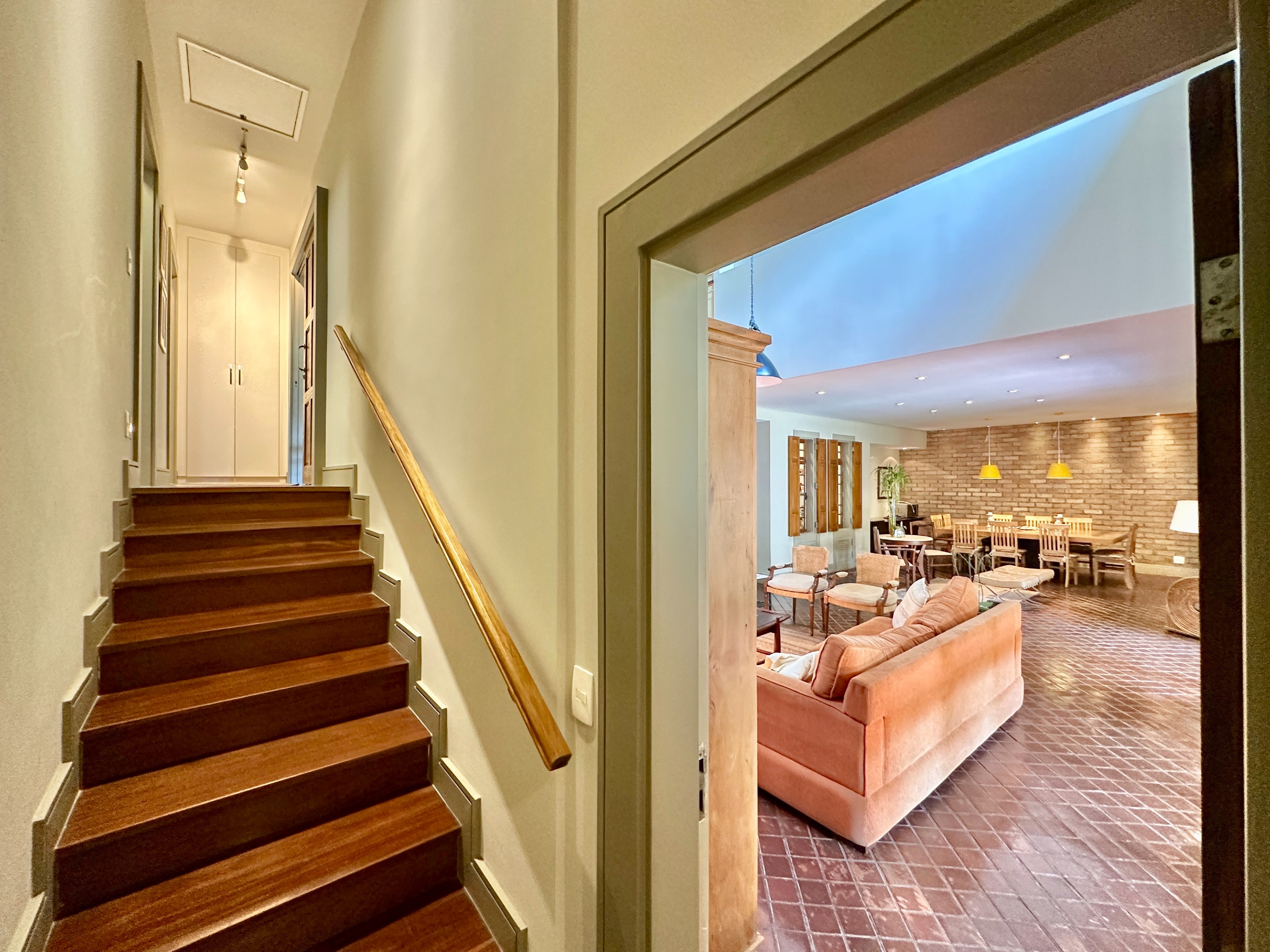 Casa linda de Arquiteto com 4 suítes na Granja Viana, foto 27 de 55