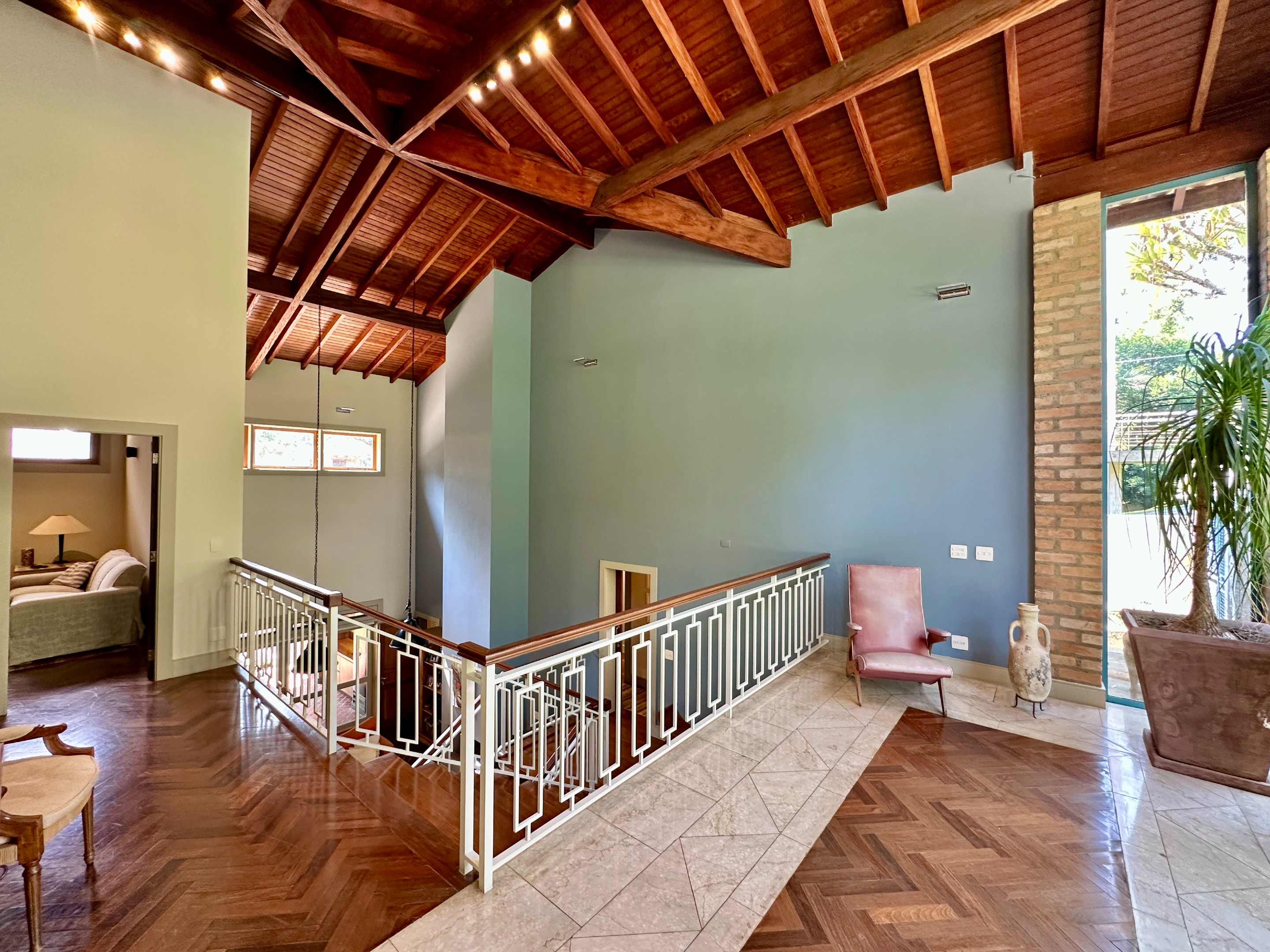 Casa linda de Arquiteto com 4 suítes na Granja Viana, foto 32 de 55