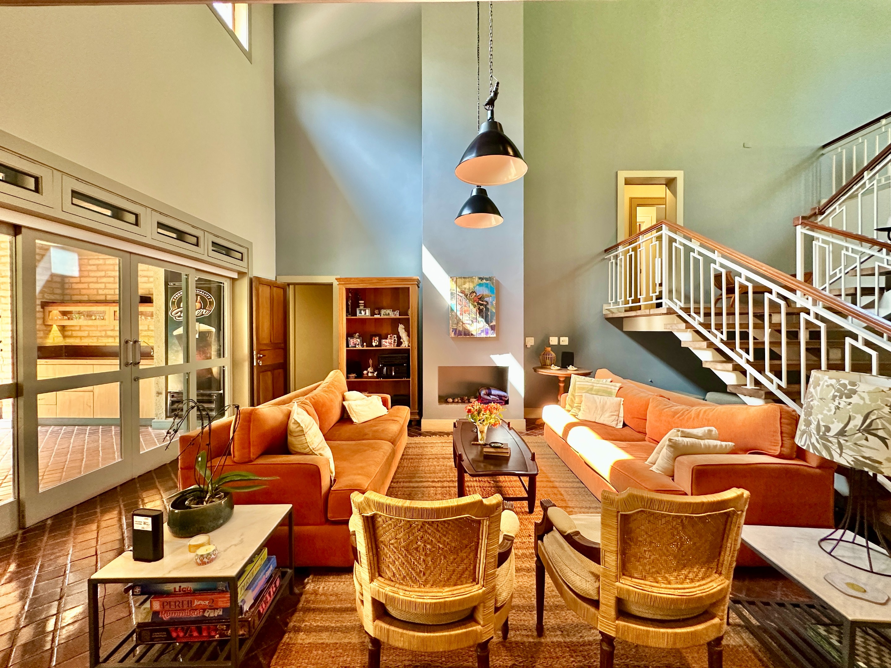 Casa linda de Arquiteto com 4 suítes na Granja Viana, foto 38 de 55