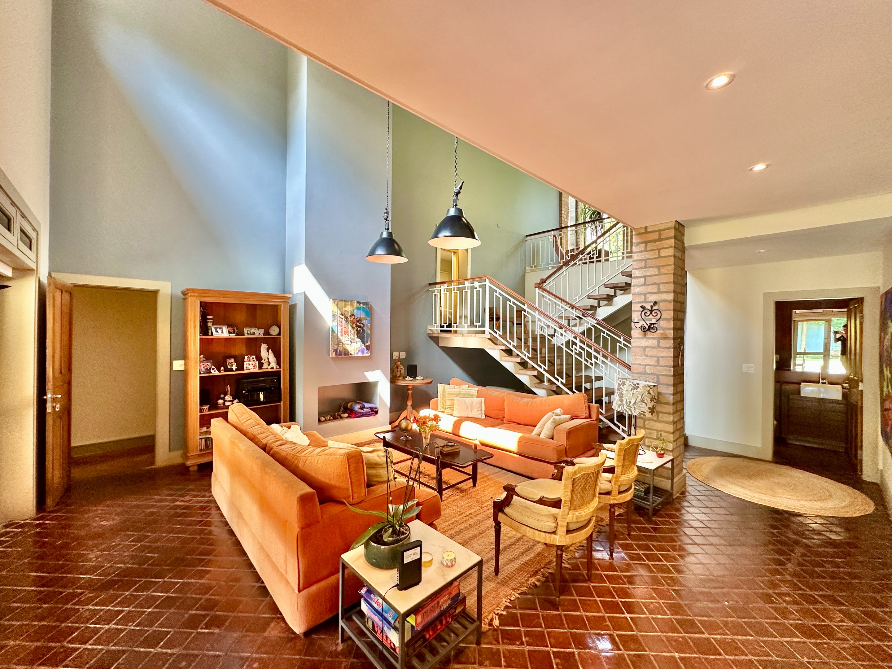 Casa linda de Arquiteto com 4 suítes na Granja Viana, foto 39 de 55