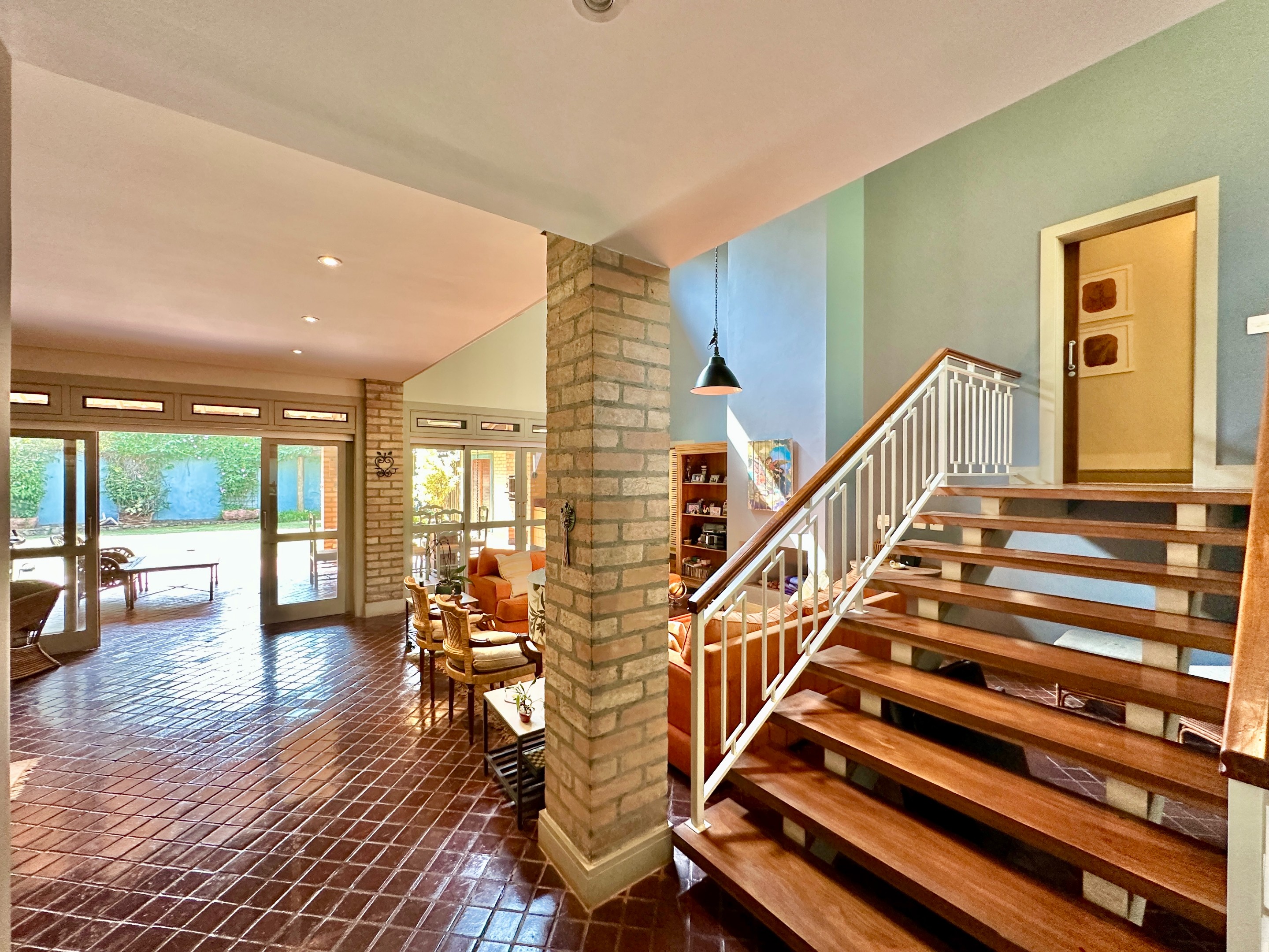 Casa linda de Arquiteto com 4 suítes na Granja Viana, foto 40 de 55