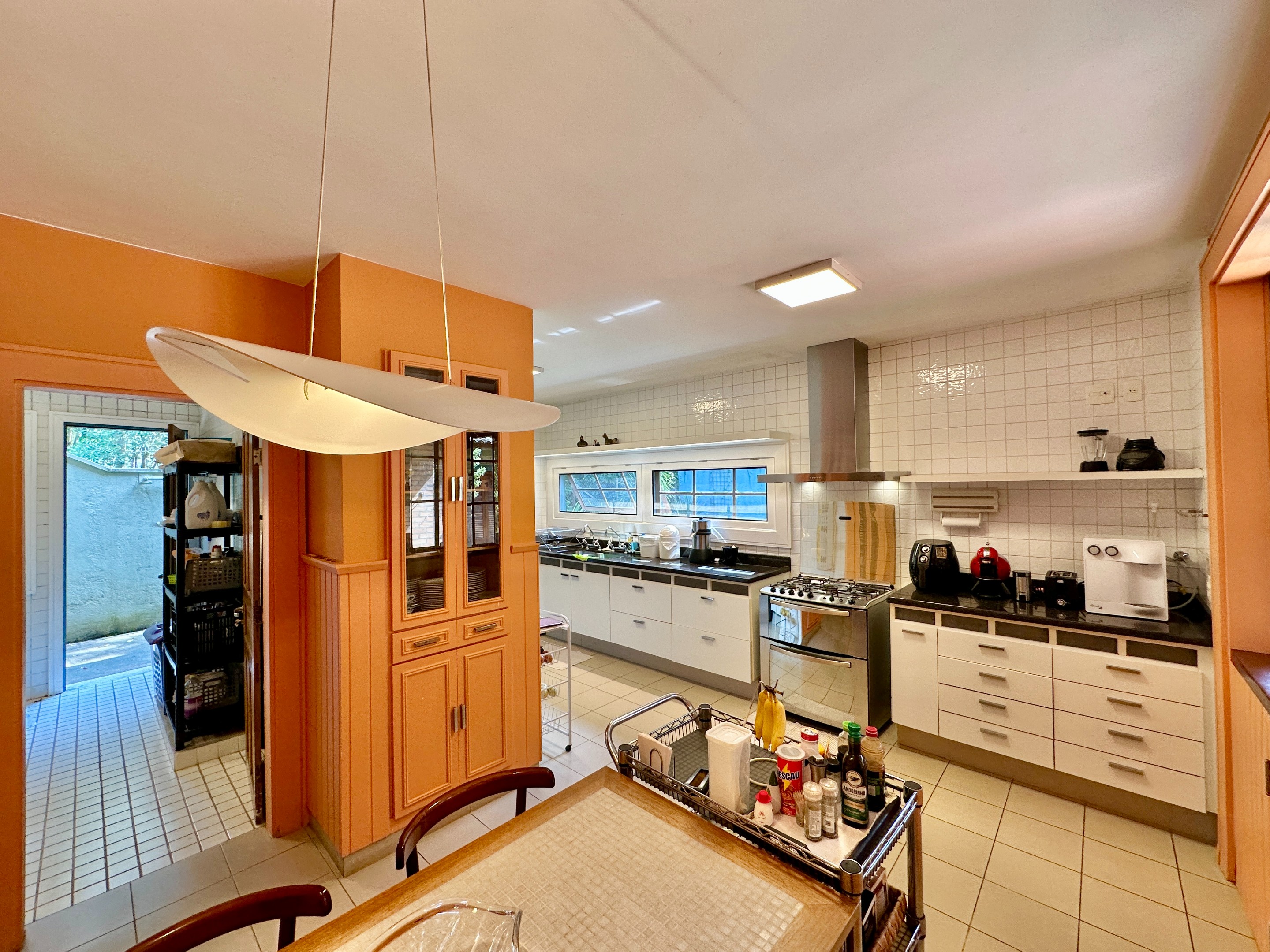 Casa linda de Arquiteto com 4 suítes na Granja Viana, foto 50 de 55