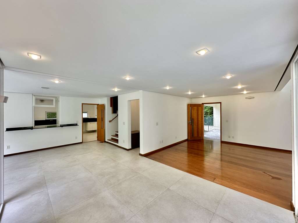 Casa moderna com 4 suítes na Granja Viana, foto 10 de 55