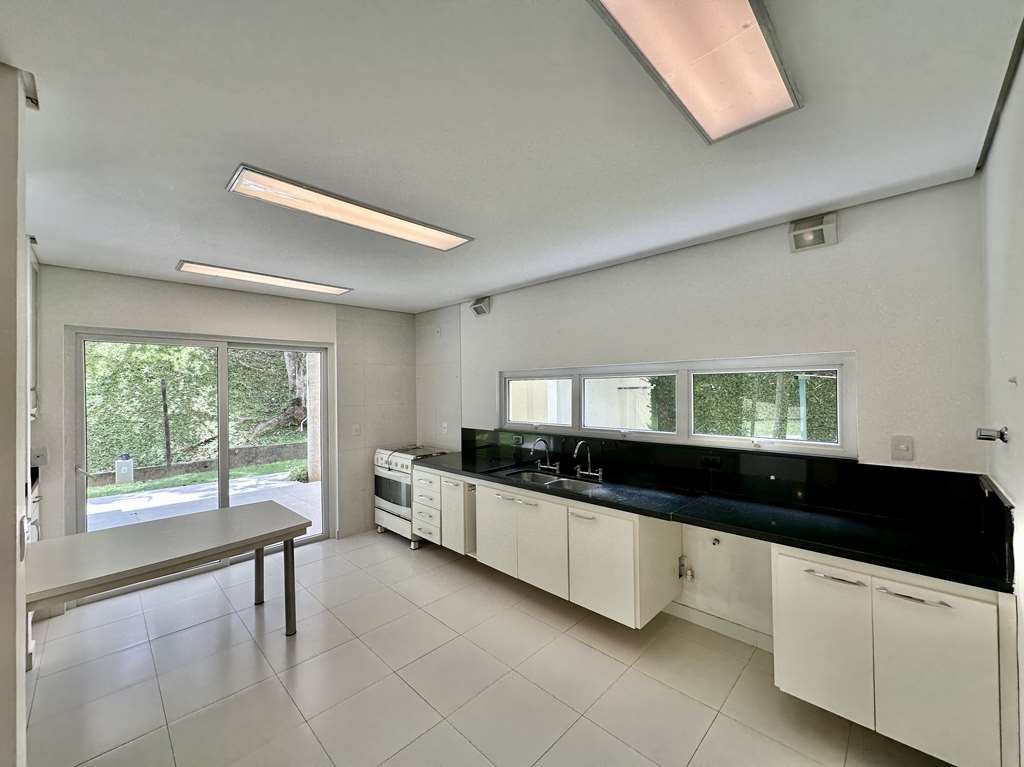 Casa moderna com 4 suítes na Granja Viana, foto 13 de 55