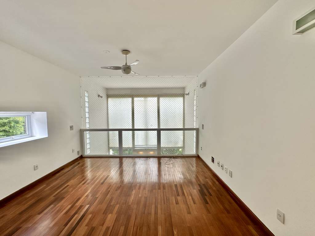 Casa moderna com 4 suítes na Granja Viana, foto 20 de 55