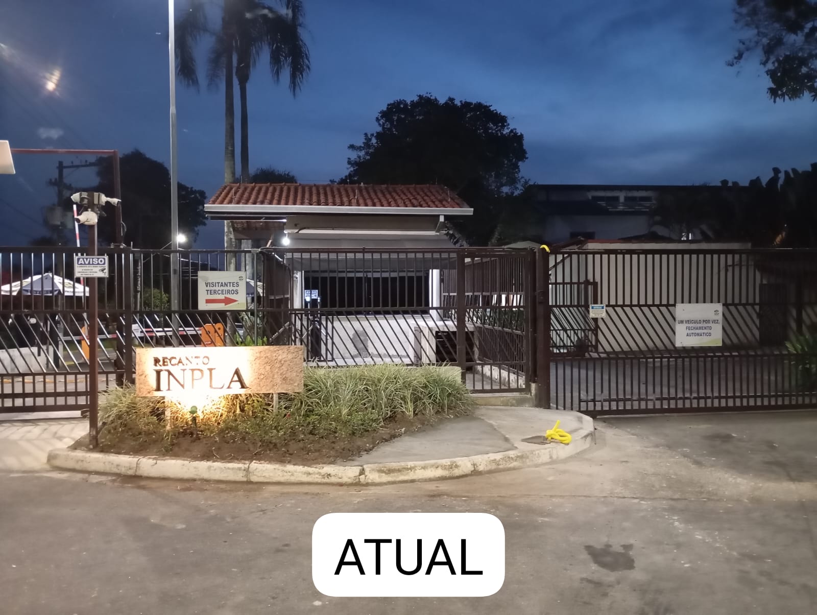 Casa moderna com 4 suítes na Granja Viana, foto 48 de 55