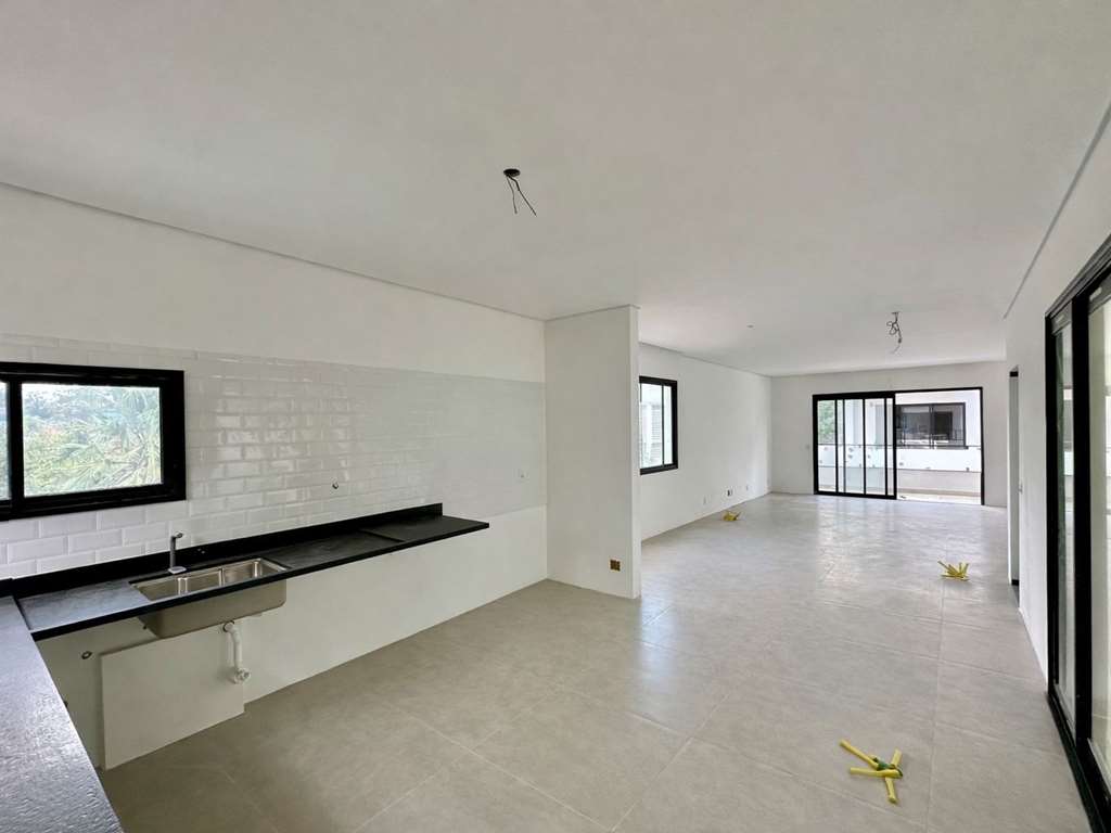 casa moderna 0km com 3 suítes na Granja Viana, foto 9 de 26