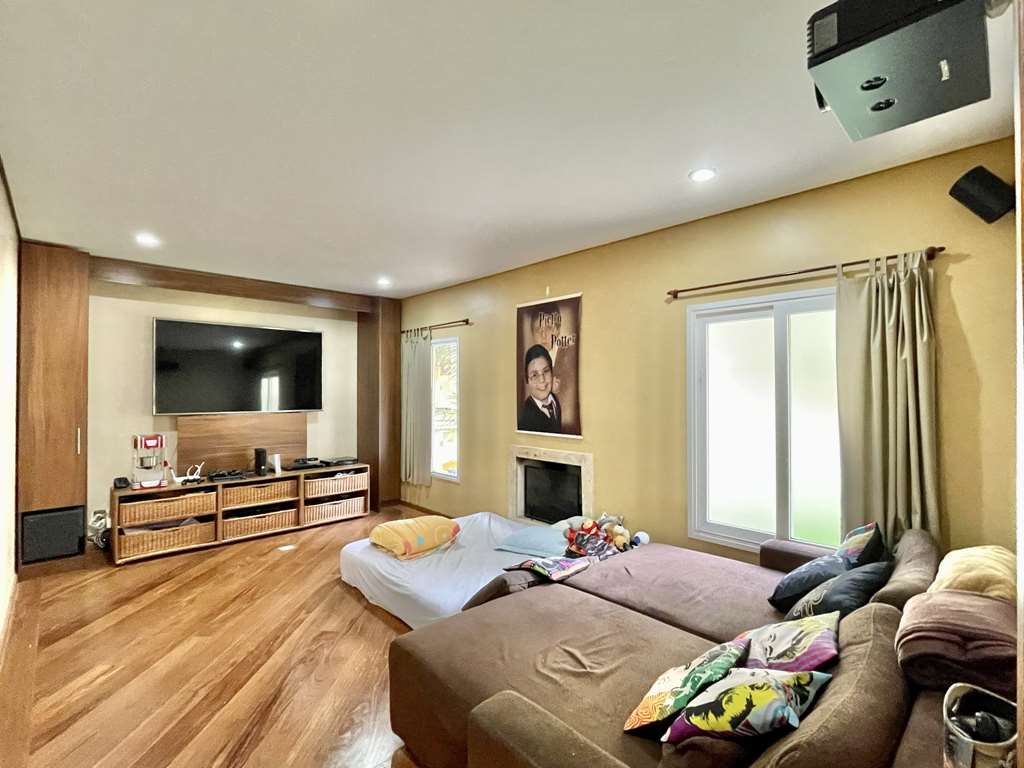 Casa impecável com 4 dormitórios / 3 suítes , foto 16 de 50