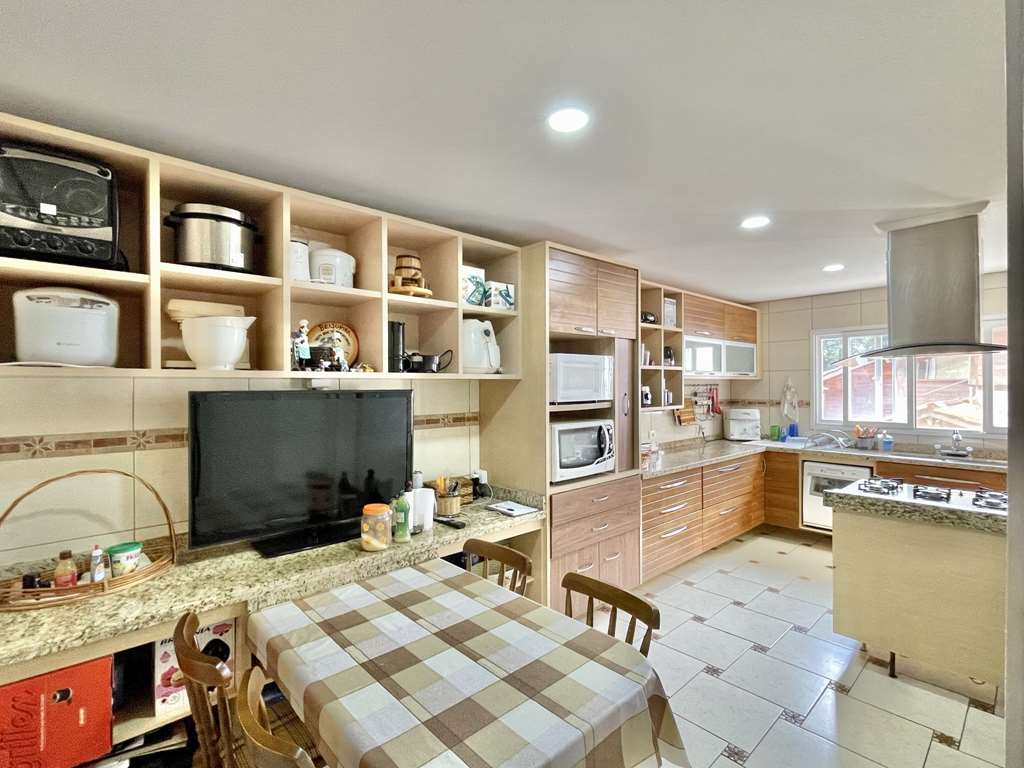 Casa impecável com 4 dormitórios / 3 suítes , foto 17 de 50