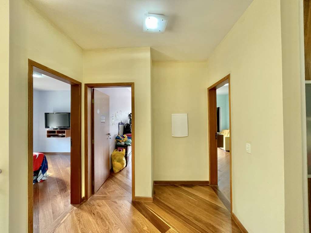 Casa impecável com 4 dormitórios / 3 suítes , foto 33 de 50