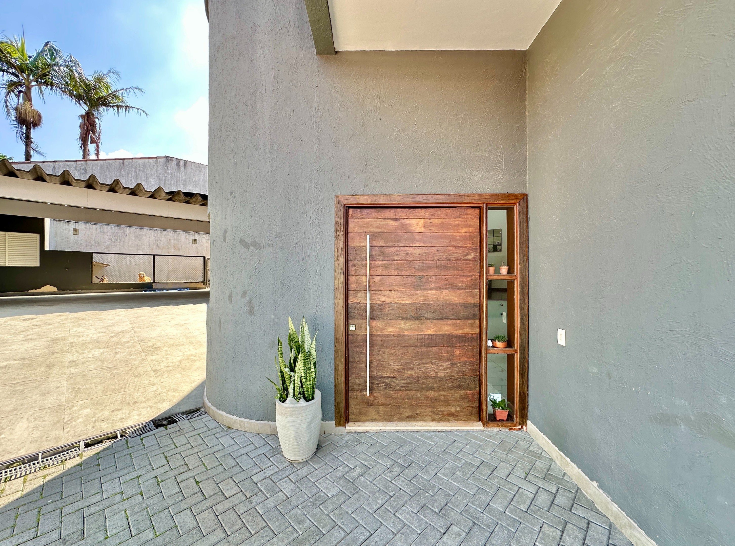 Casa com 4 dormitórios / 2 suíte na Granja Viana, foto 7 de 53