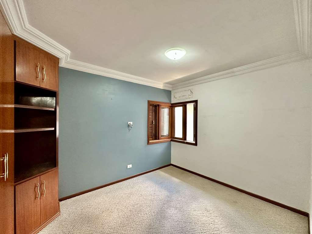 Casa Impecável com 4 dormitórios / 2 suítes na Granja Viana, foto 38 de 55