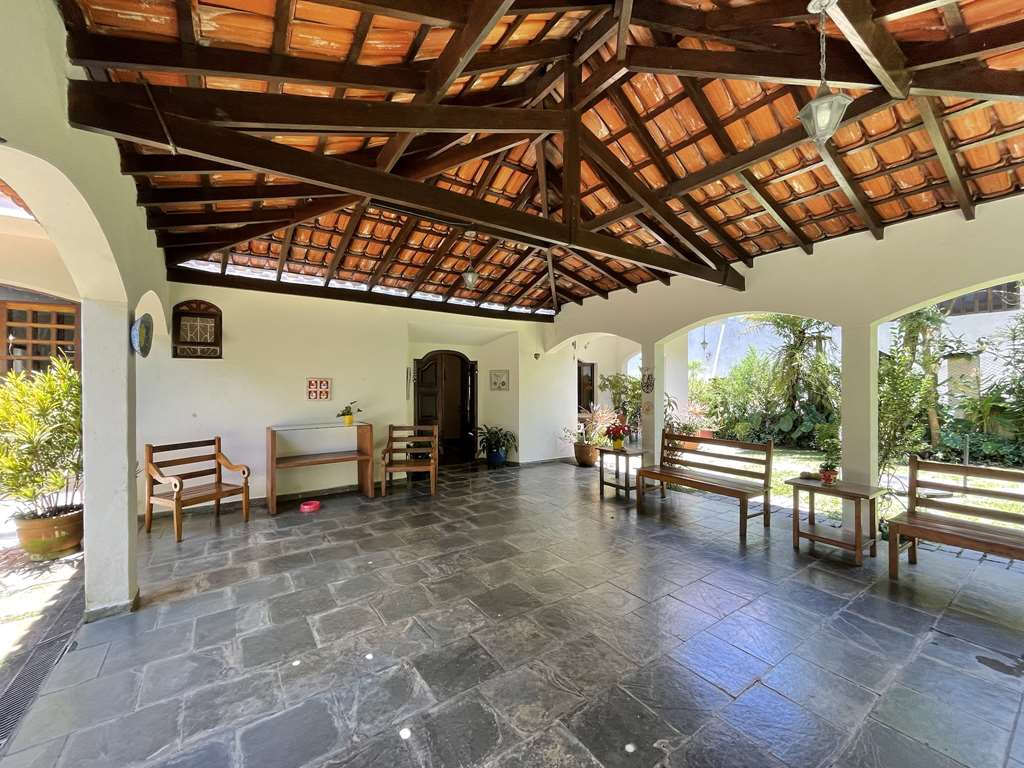 Linda Casa com 4 dormitórios / 2 suíte na Granja Viana, foto 7 de 55