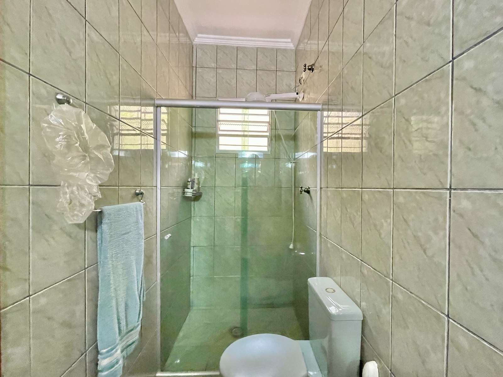 Casa térrea com 3 suítes na Granja Viana, foto 4 de 48