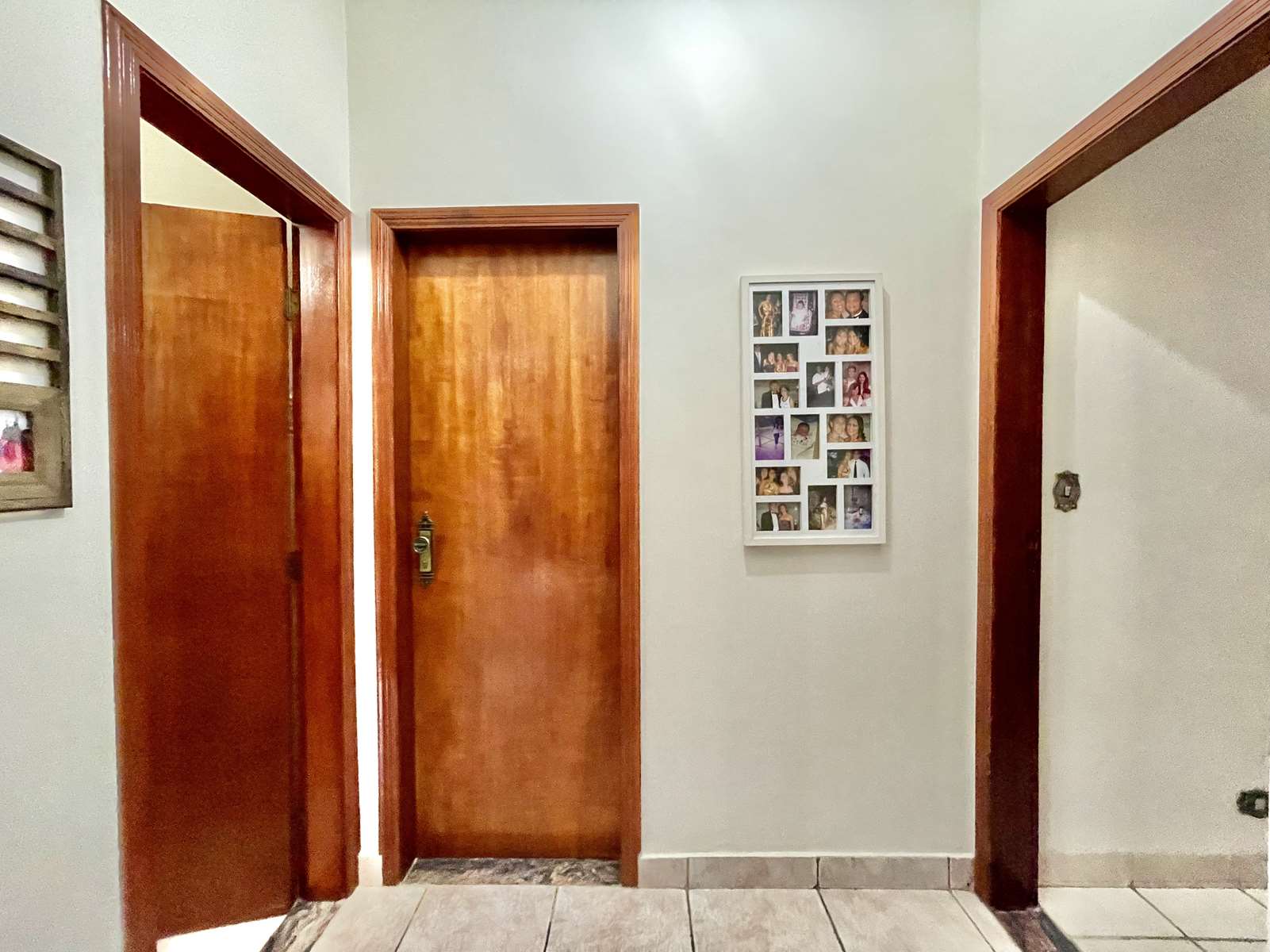Casa térrea com 3 suítes na Granja Viana, foto 10 de 48