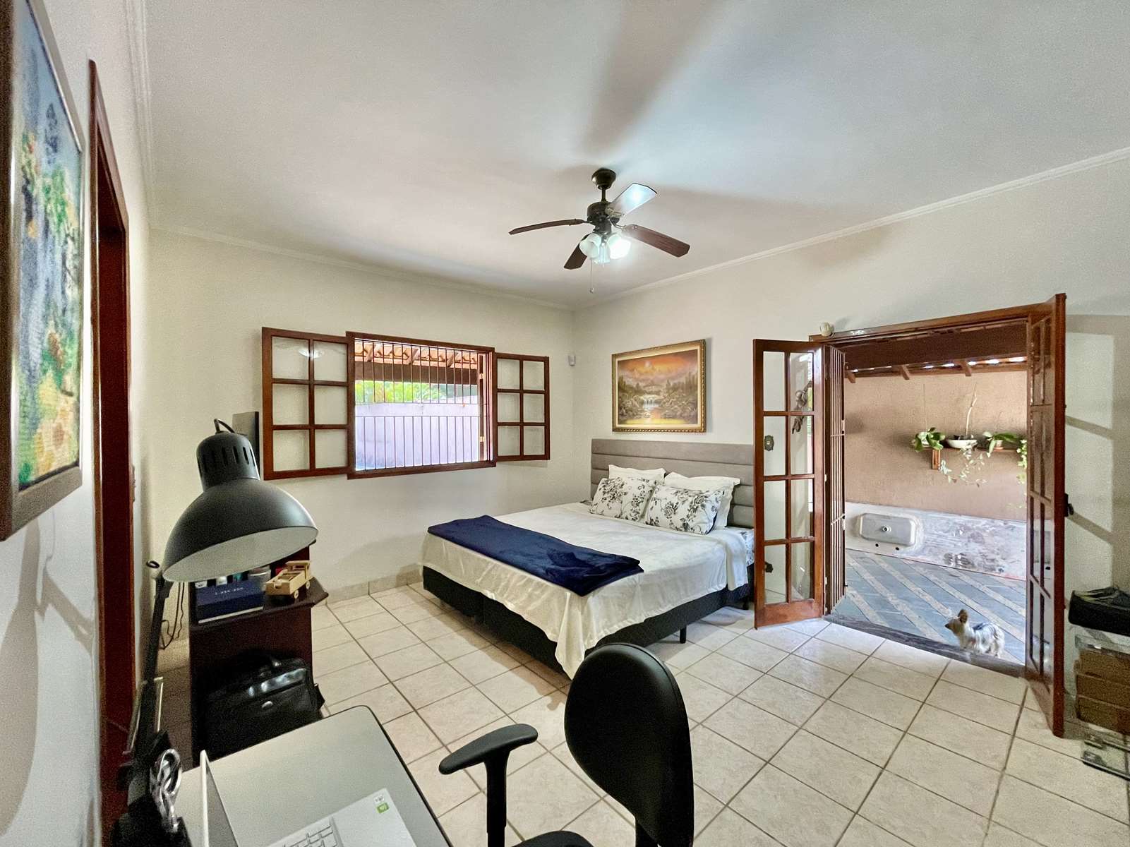 Casa térrea com 3 suítes na Granja Viana, foto 12 de 48