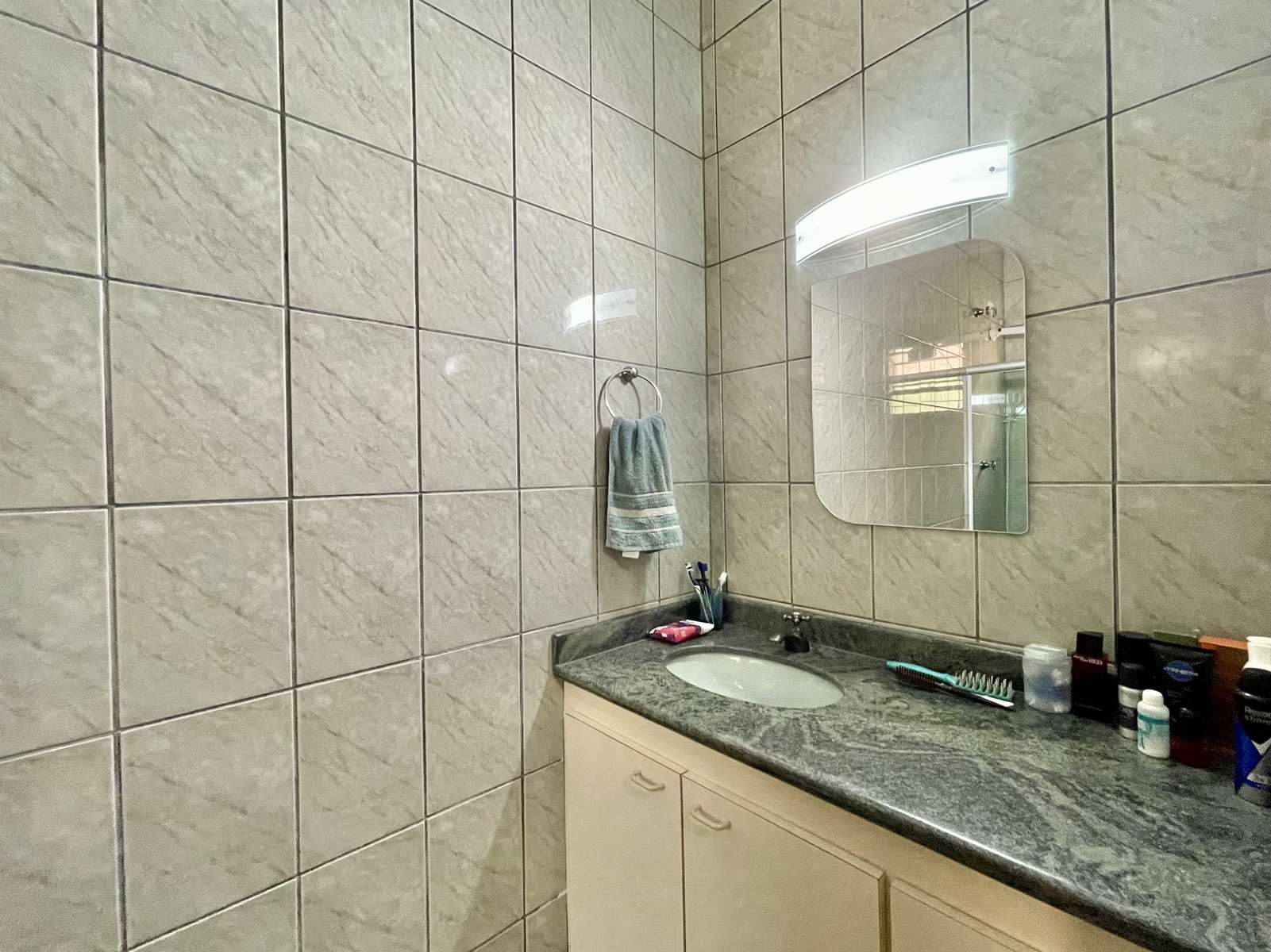 Casa térrea com 3 suítes na Granja Viana, foto 21 de 48