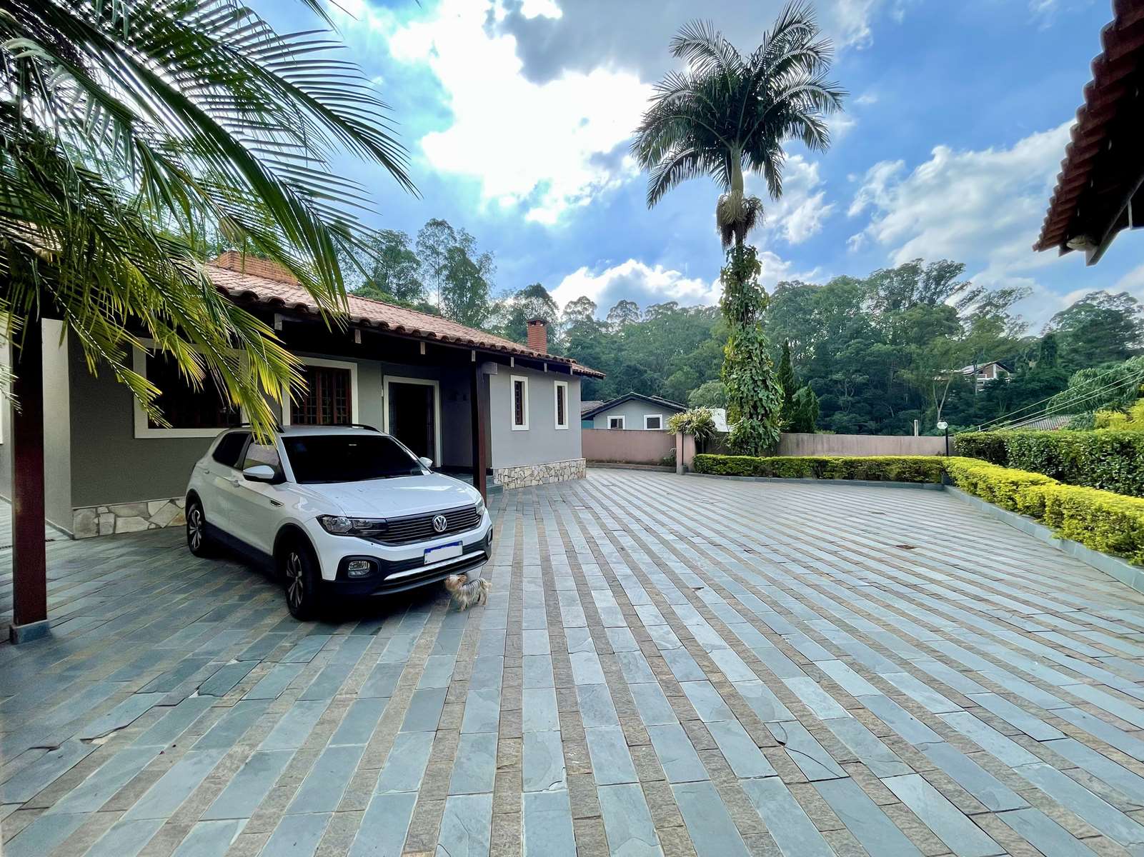 Casa térrea com 3 suítes na Granja Viana, foto 28 de 48