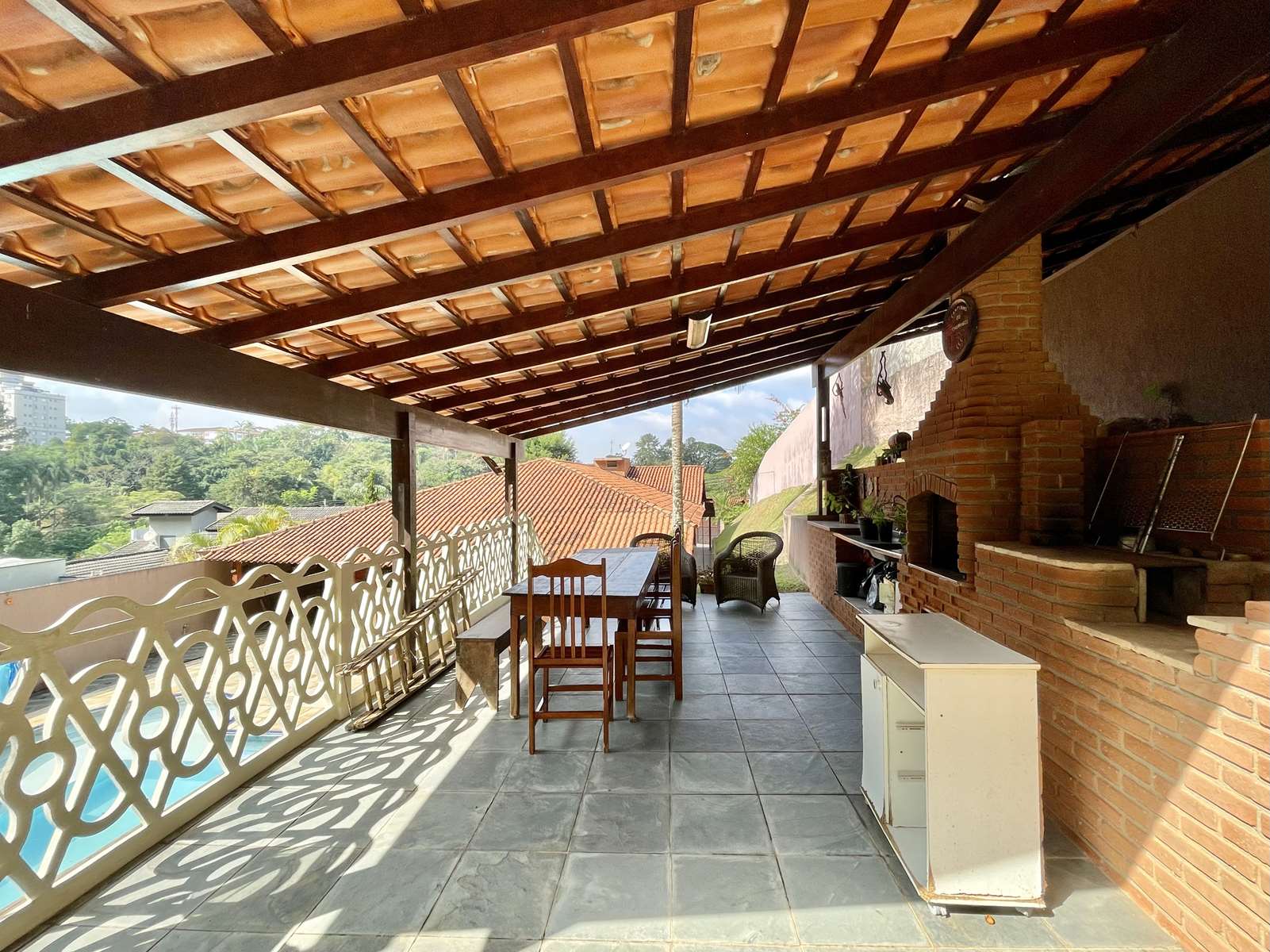 Casa térrea com 3 suítes na Granja Viana, foto 31 de 48