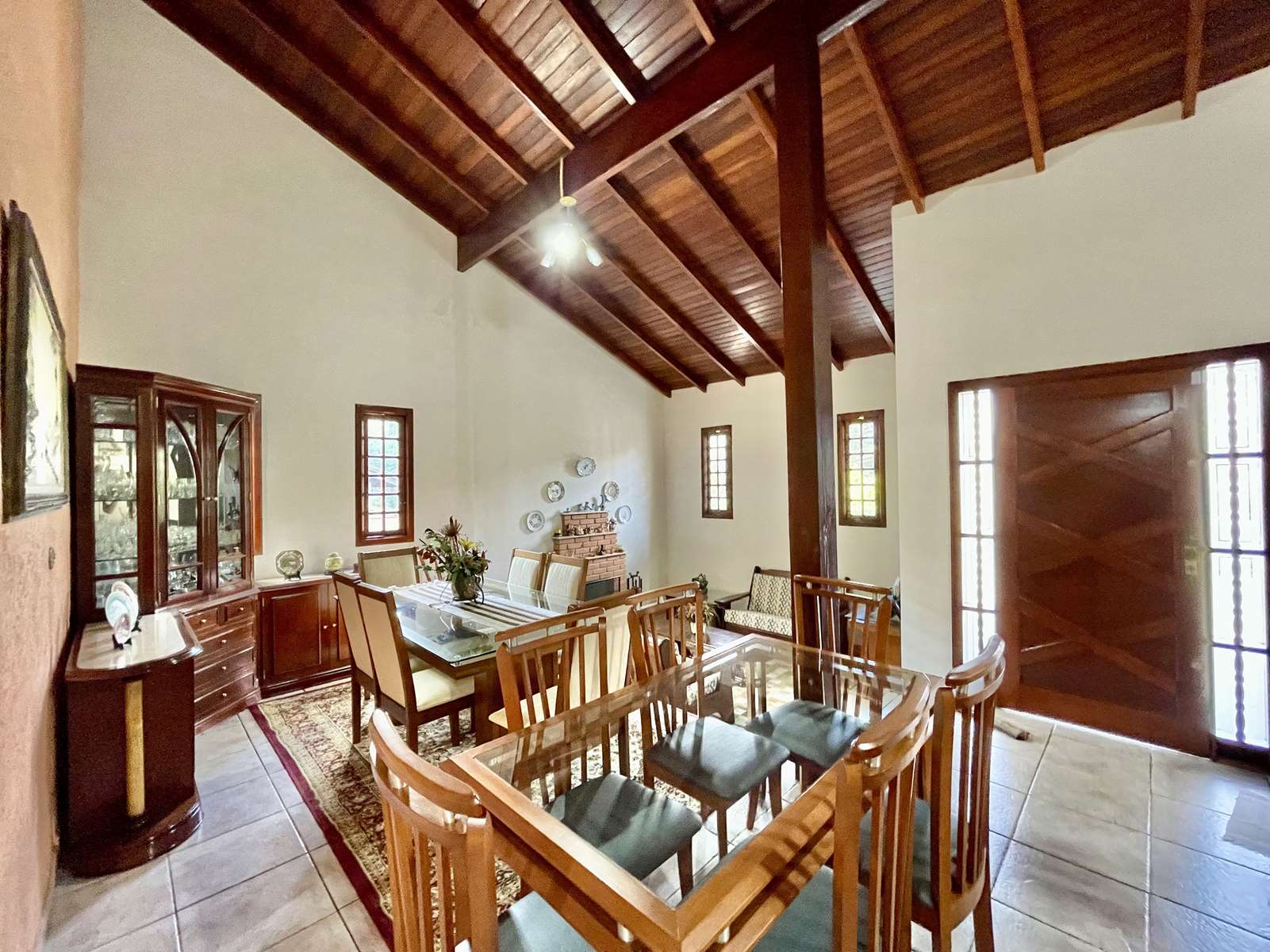 Casa térrea com 3 suítes na Granja Viana, foto 39 de 48