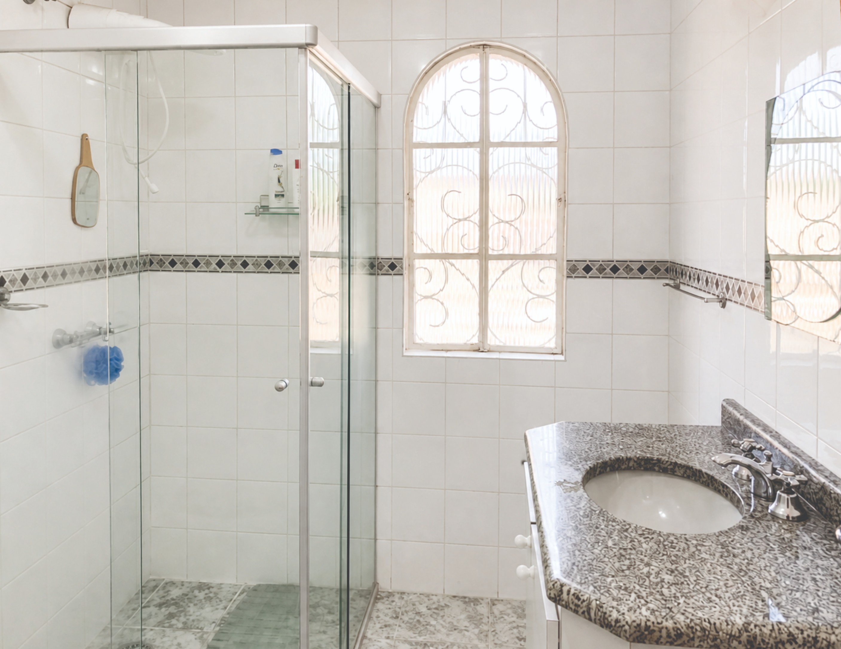 Casa impecável com 4 dormitórios / 2 suítes na Granja Viana, foto 6 de 34