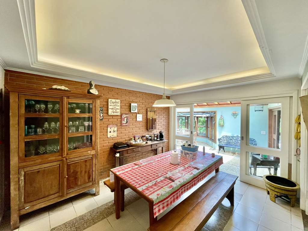 Casa impecável 90% térrea com 6 suítes na Granja Viana, foto 9 de 48