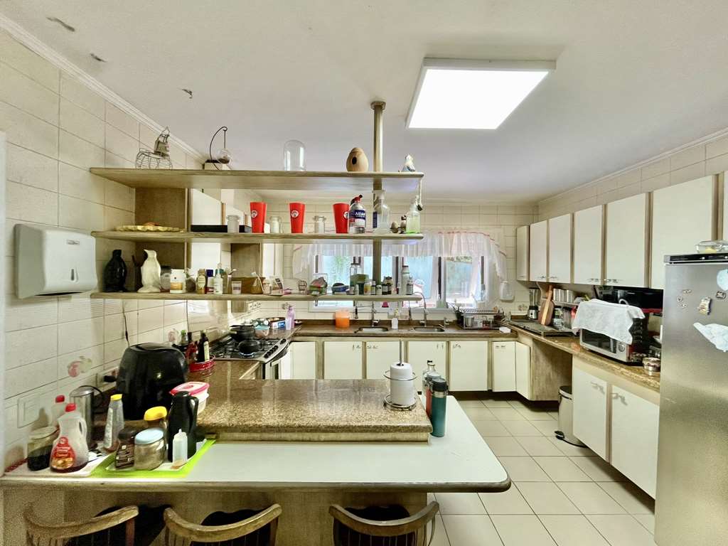 Casa impecável 90% térrea com 6 suítes na Granja Viana, foto 23 de 48