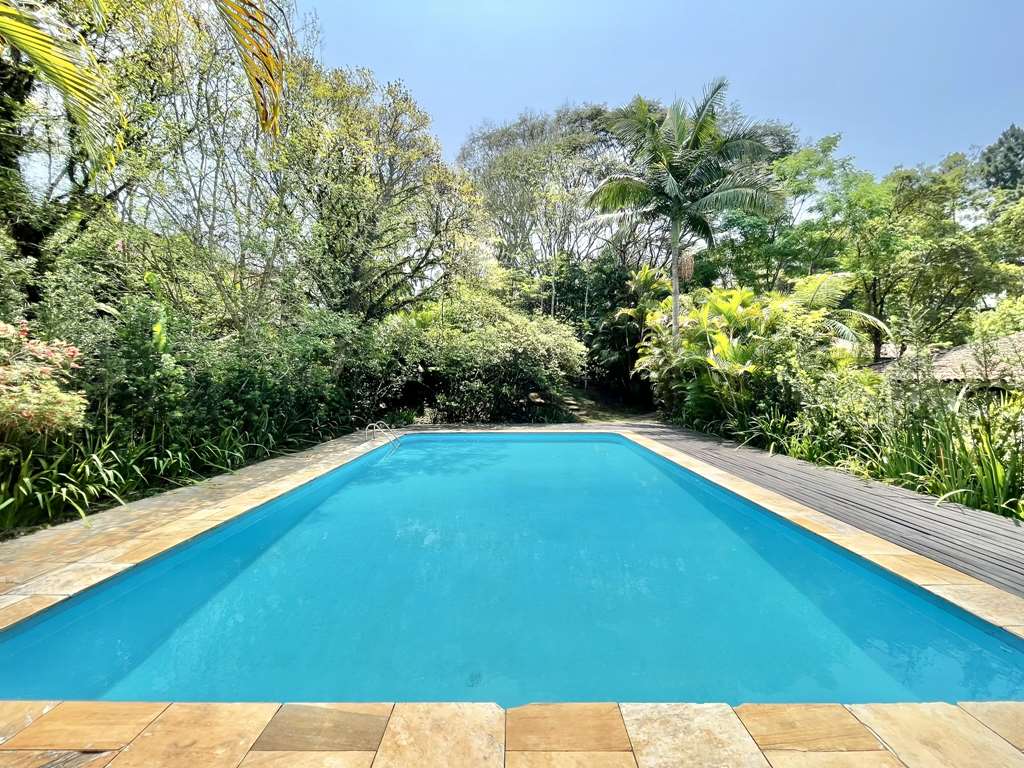 Casa impecável 90% térrea com 6 suítes na Granja Viana, foto 45 de 48