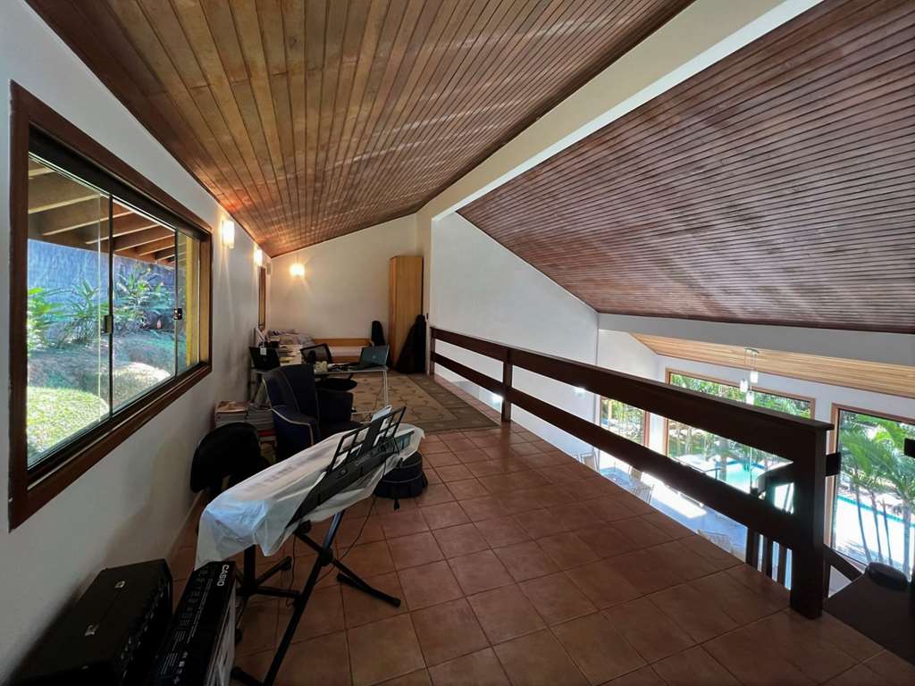 Casa com 4 dormitórios / 2 suítes - TÉRREA - Natureza e privacidade! , foto 17 de 43
