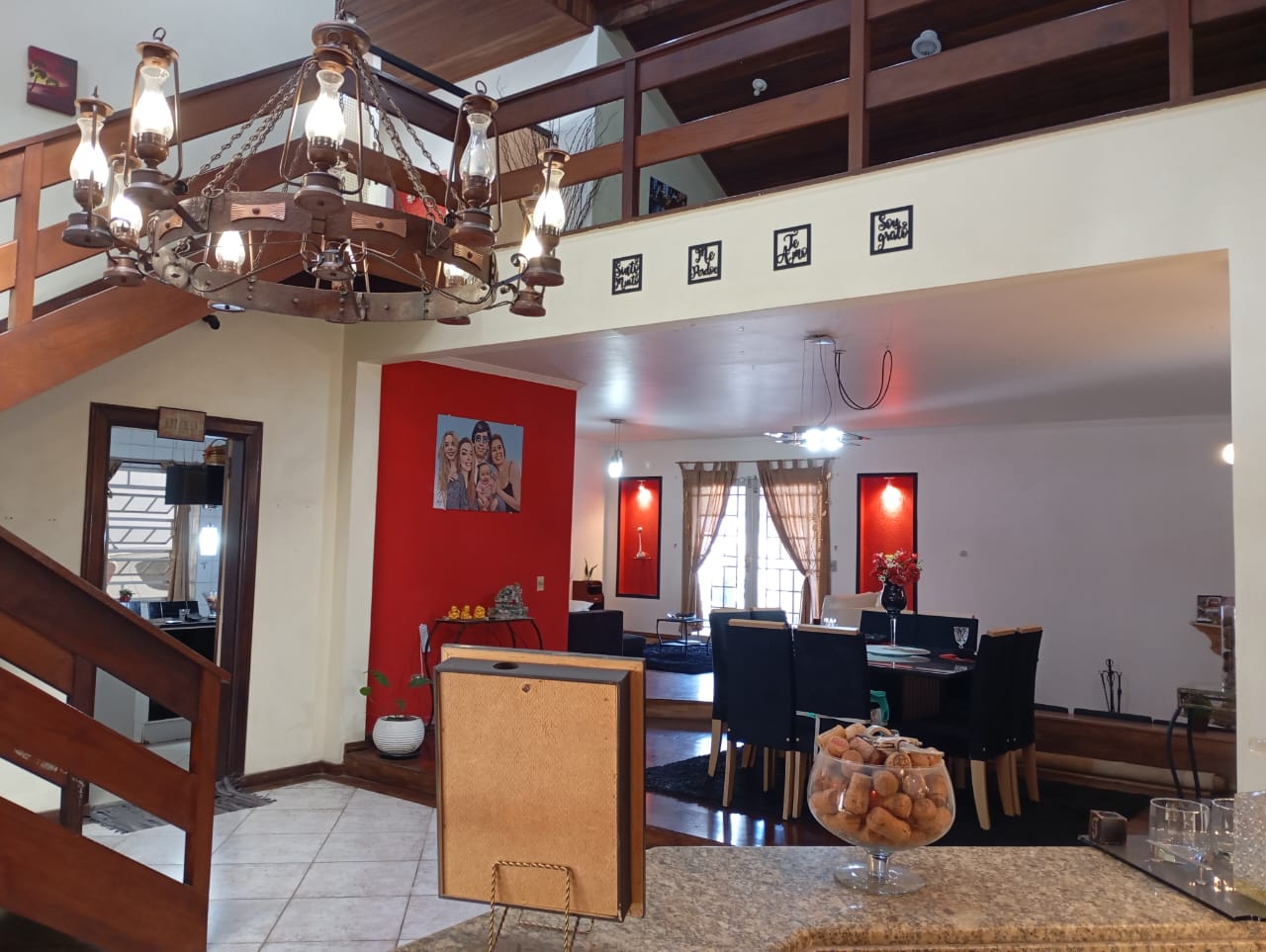 Casa com 4 dormitórios / 3 suítes na Granja Viana, foto 8 de 31