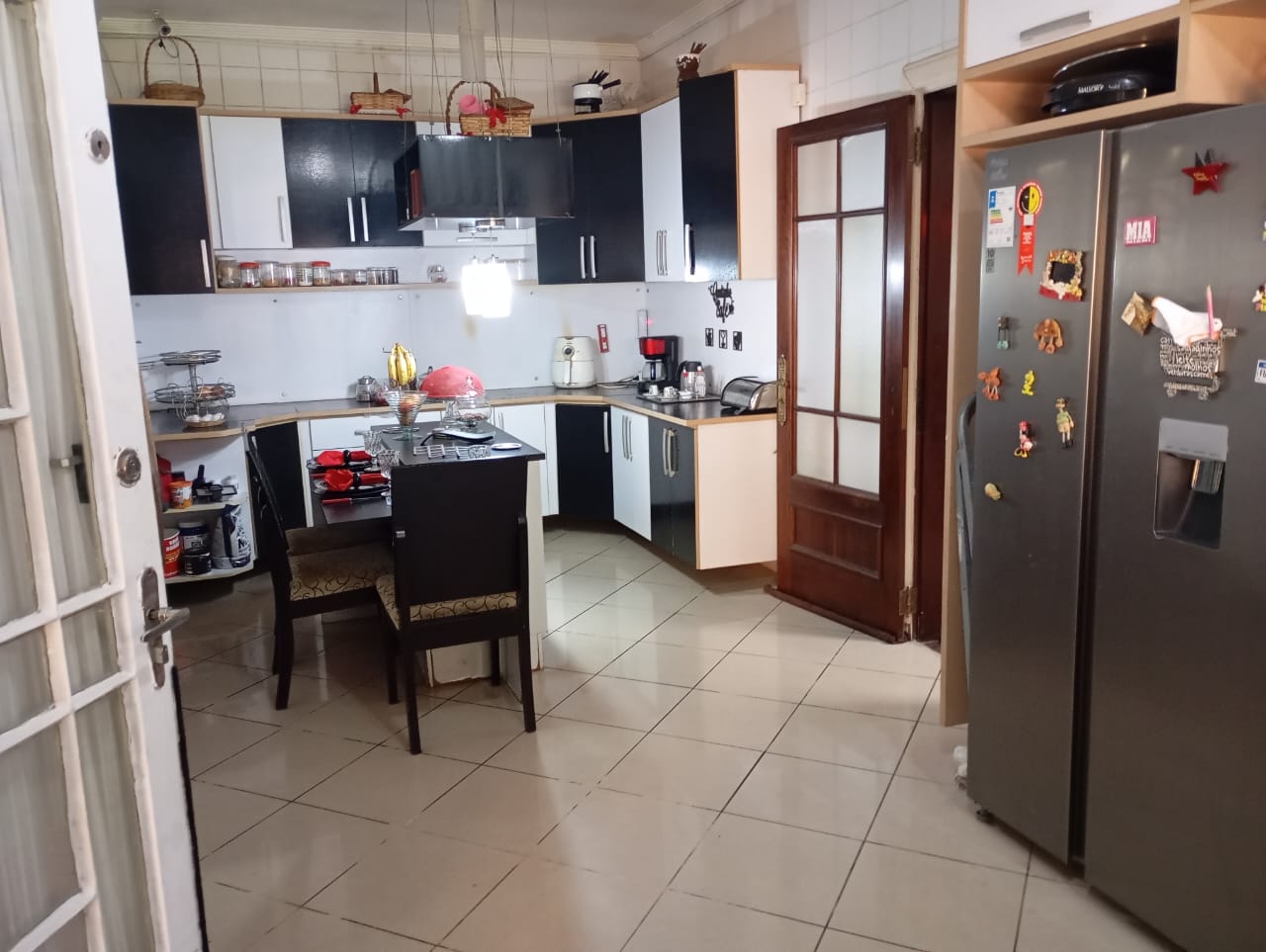 Casa com 4 dormitórios / 3 suítes na Granja Viana, foto 13 de 31