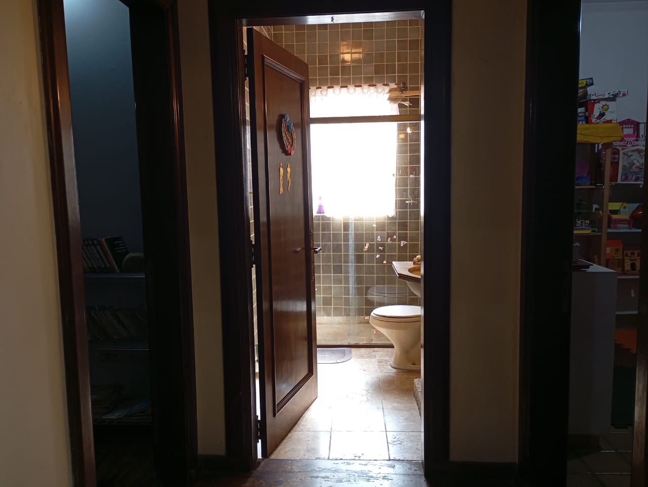 Casa com 4 dormitórios / 3 suítes na Granja Viana, foto 22 de 31