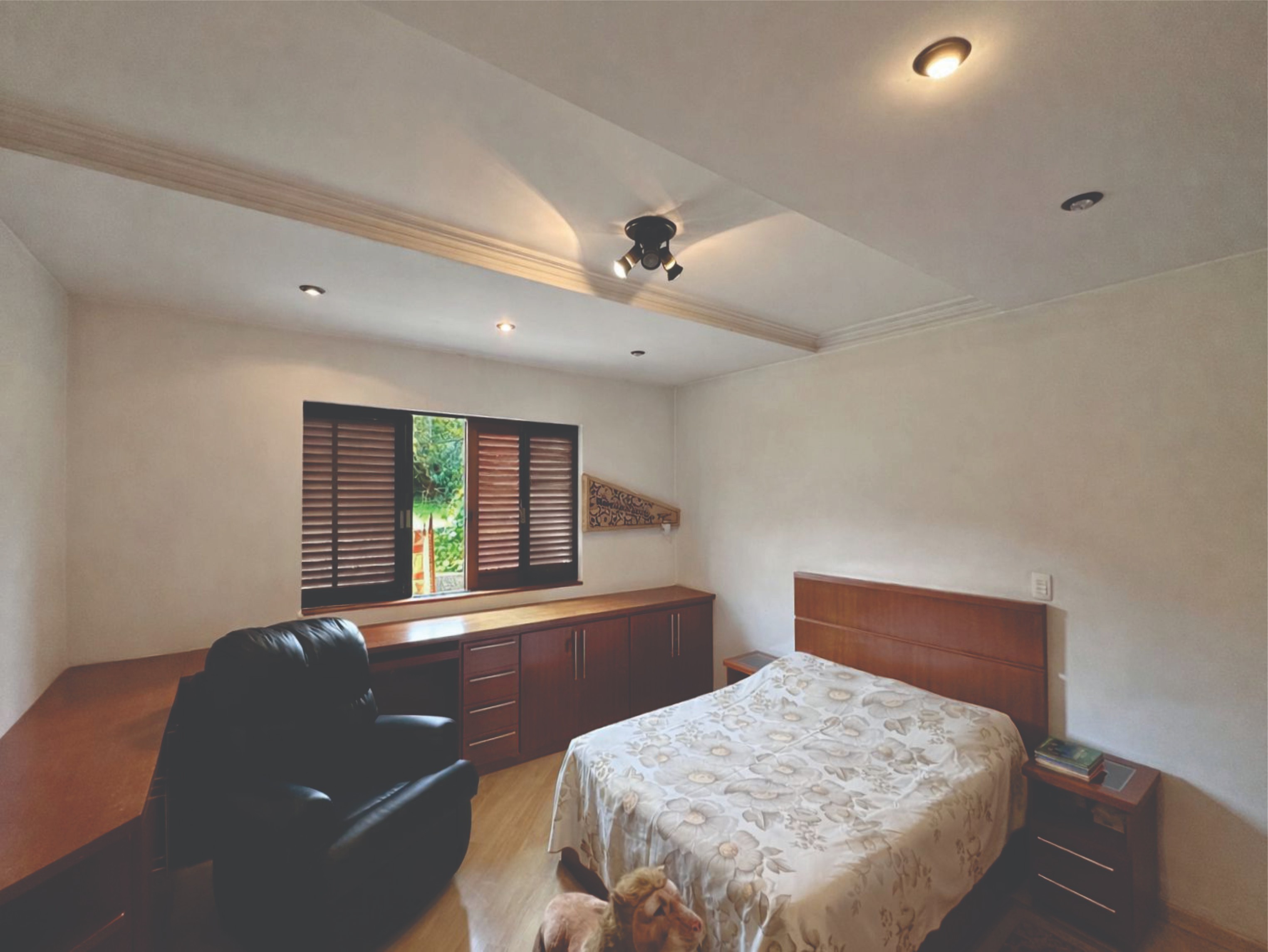 Casa impecável com 5 suítes na Granja Viana, foto 7 de 54