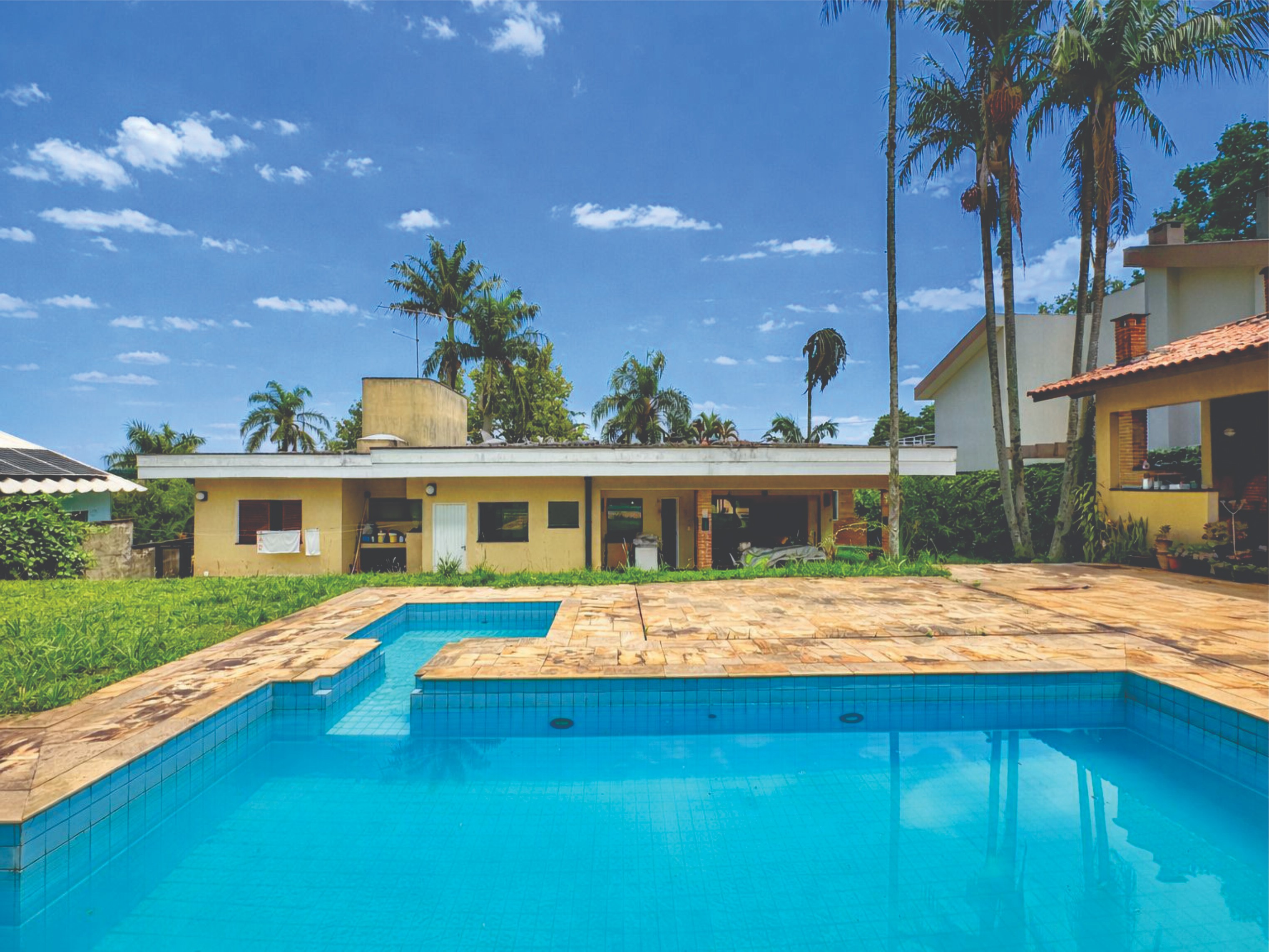 Casa impecável com 5 suítes na Granja Viana, foto 14 de 54