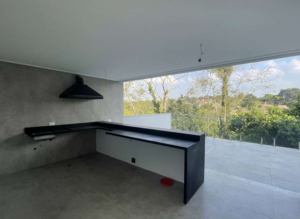 Casa zero km moderna com 4 suítes na Granja Viana, foto 19 de 47