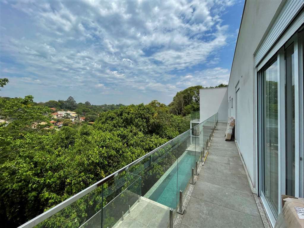 Casa zero km moderna com 4 suítes na Granja Viana, foto 39 de 47