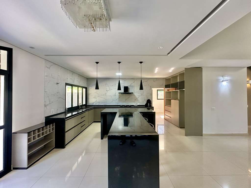 Casa moderna com 4 suítes na Granja Viana, foto 14 de 52
